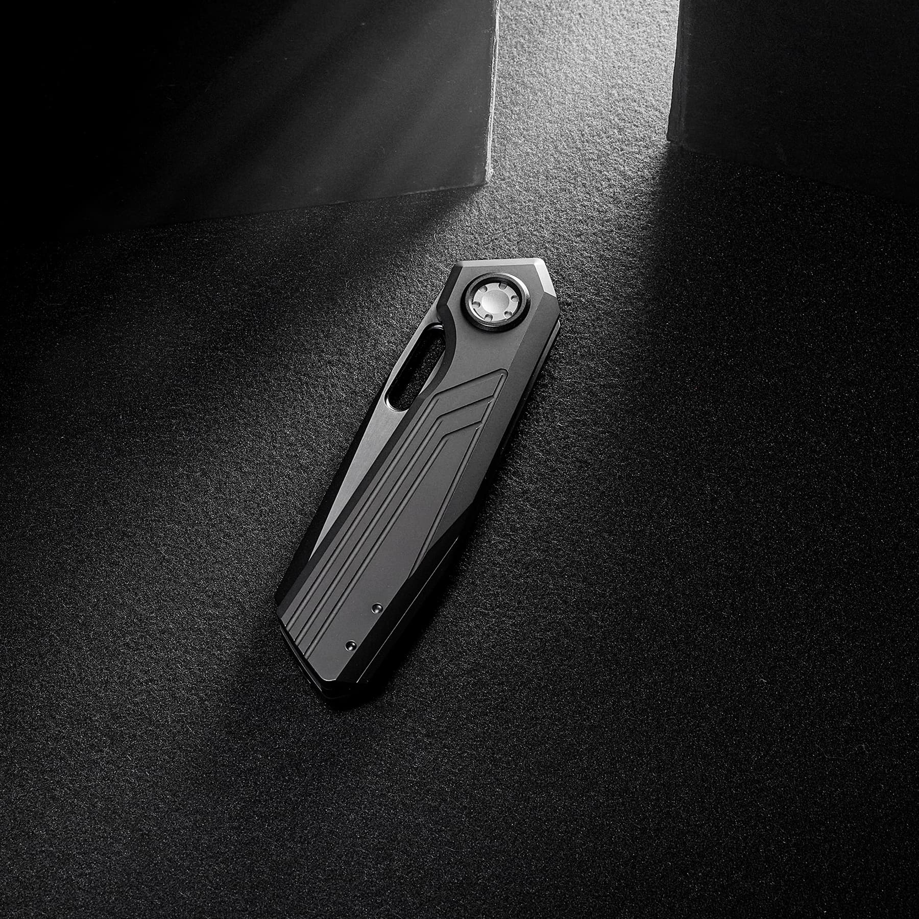 Xeno -Vanchor Lock® (3.23" Vanax Blade & Titanium Handle) - A3803