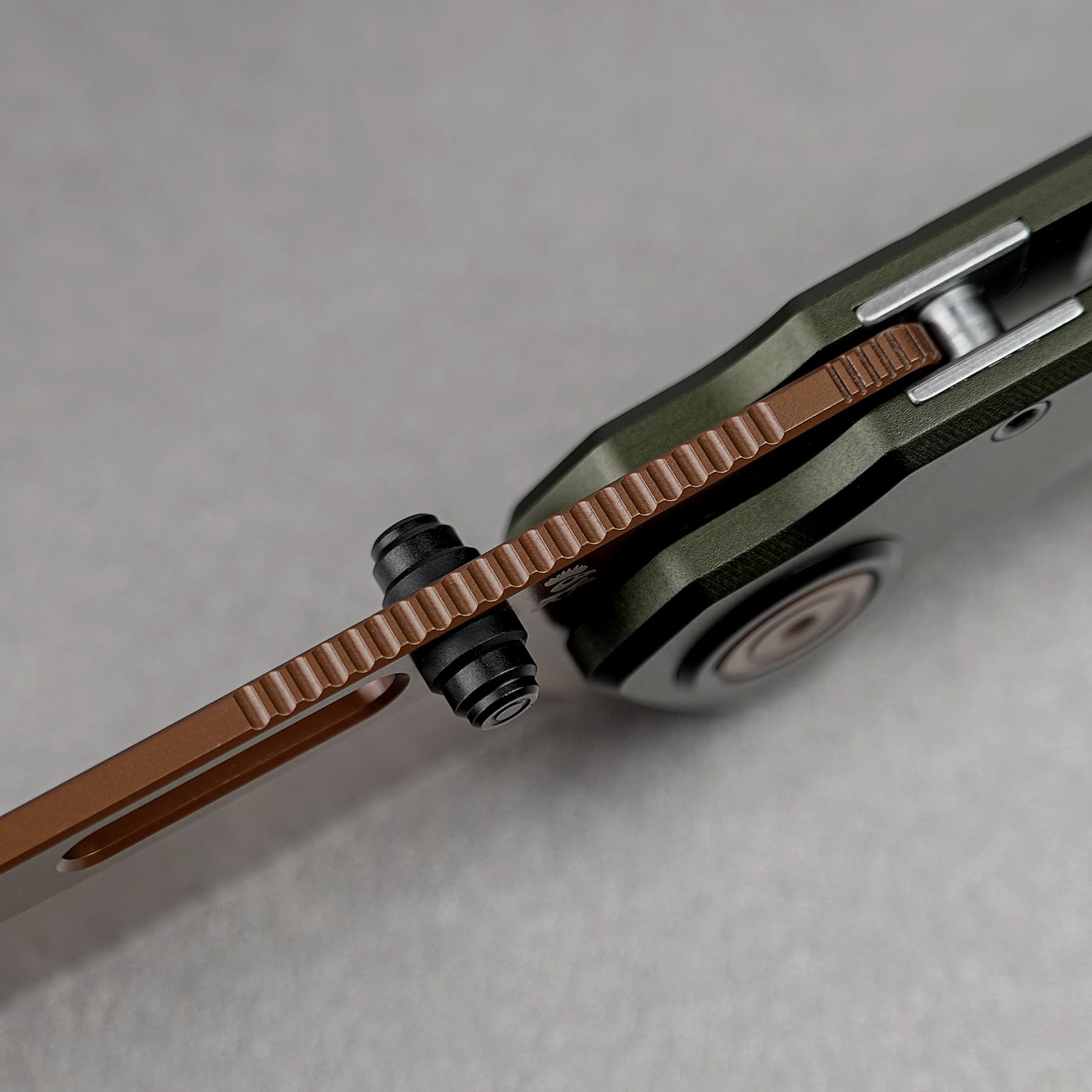 Coming Soon - Zander - Vanchor Lock® (3.40" S35VN Blade & Aluminum Handle) - A4604