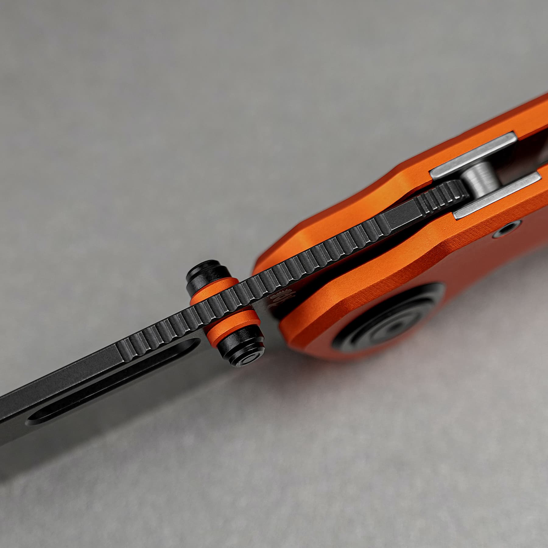 Coming Soon - Zander - Vanchor Lock® (3.40" S35VN Blade & Aluminum Handle) - A4606