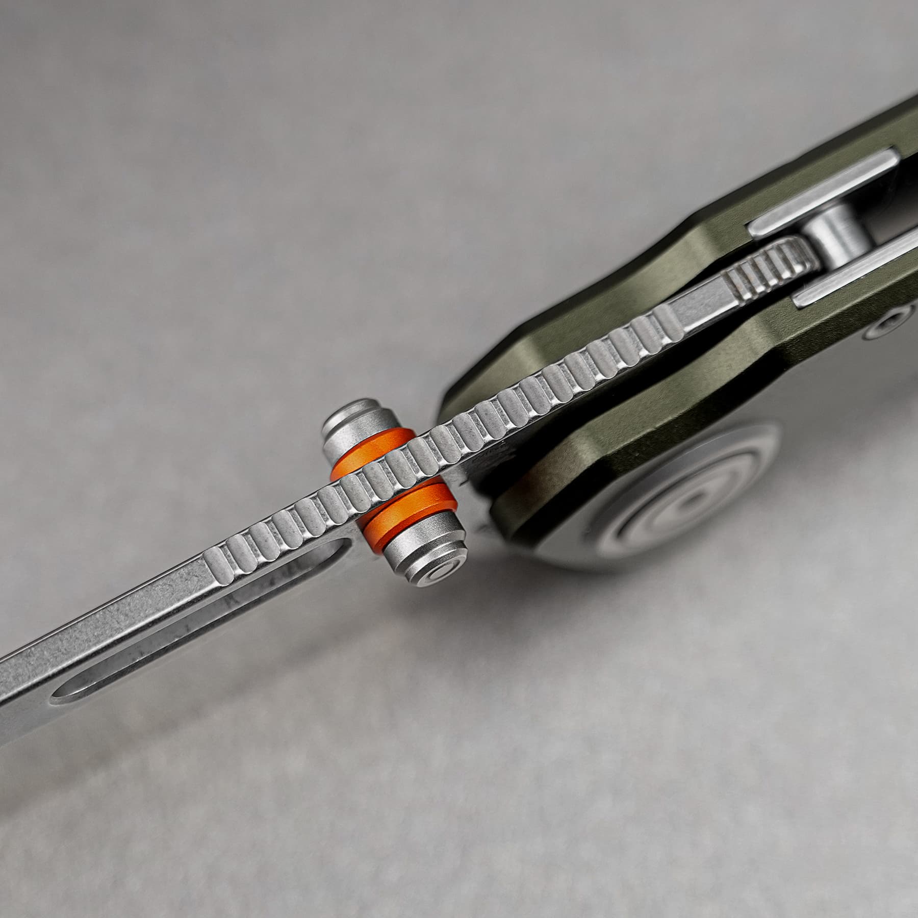 Coming Soon - Zander - Vanchor Lock® (3.40" S35VN Blade & Aluminum Handle) - A4602