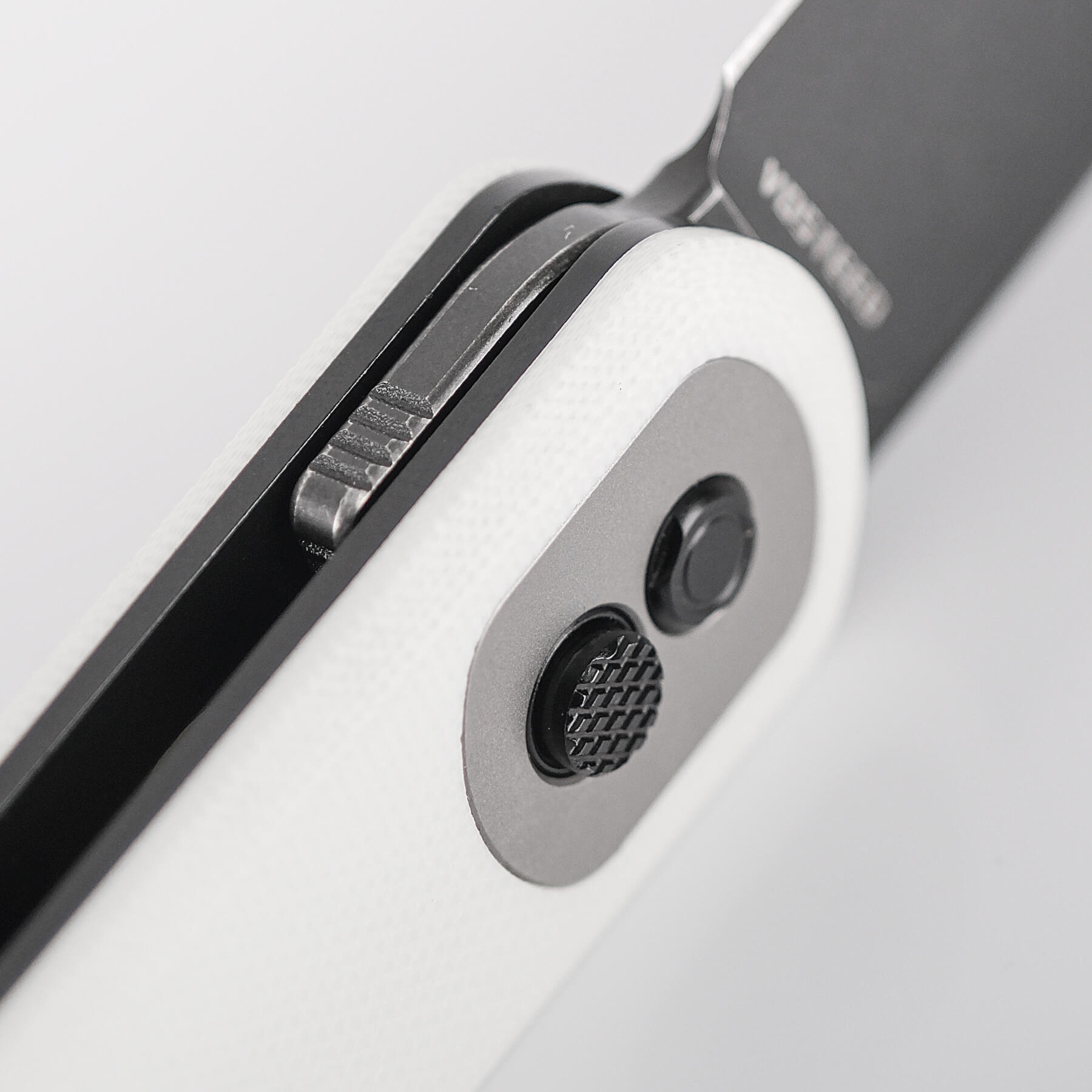 Vosteed Corgi Pup Trek Lock detail