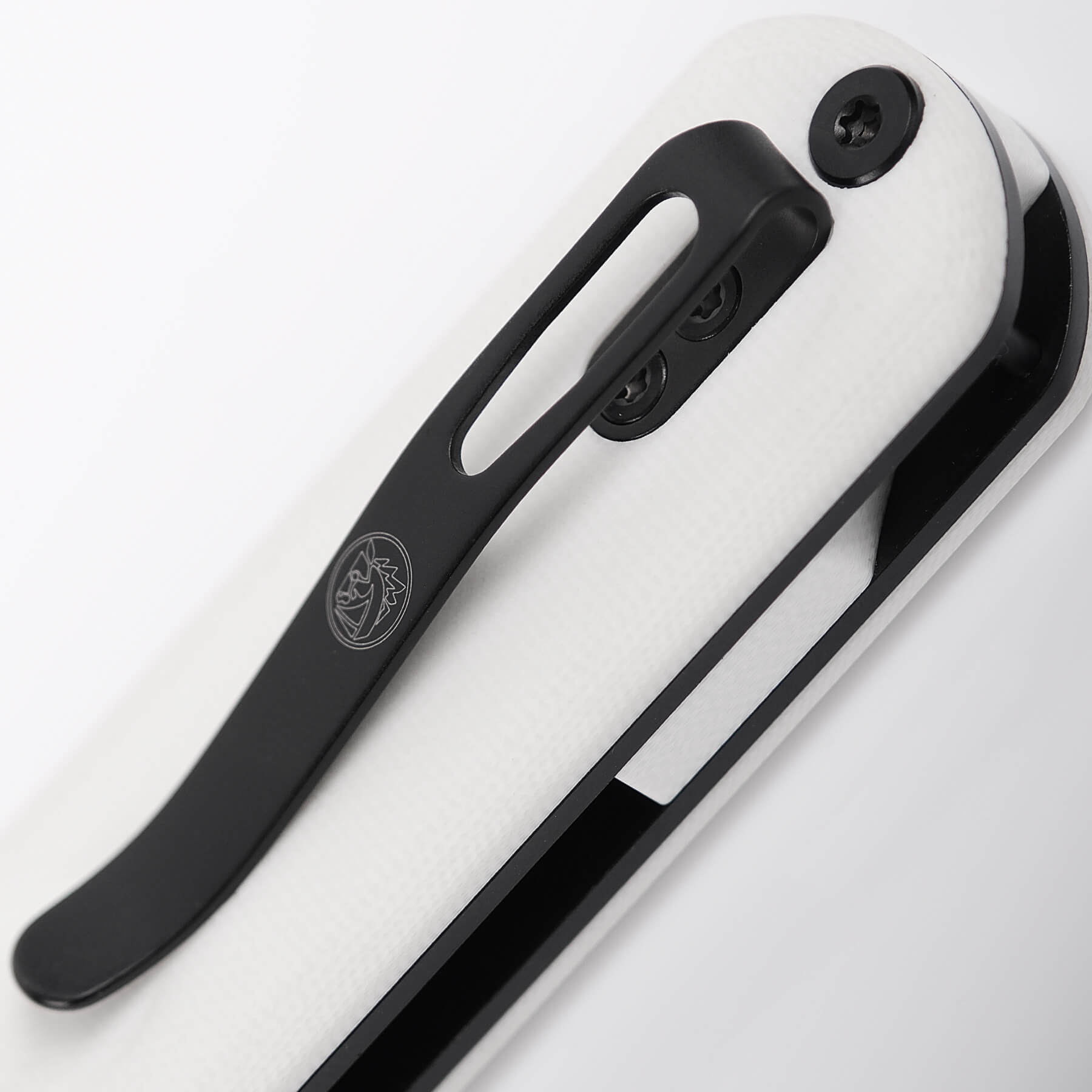 Vosteed Corgi Pup Knife Clip Detail