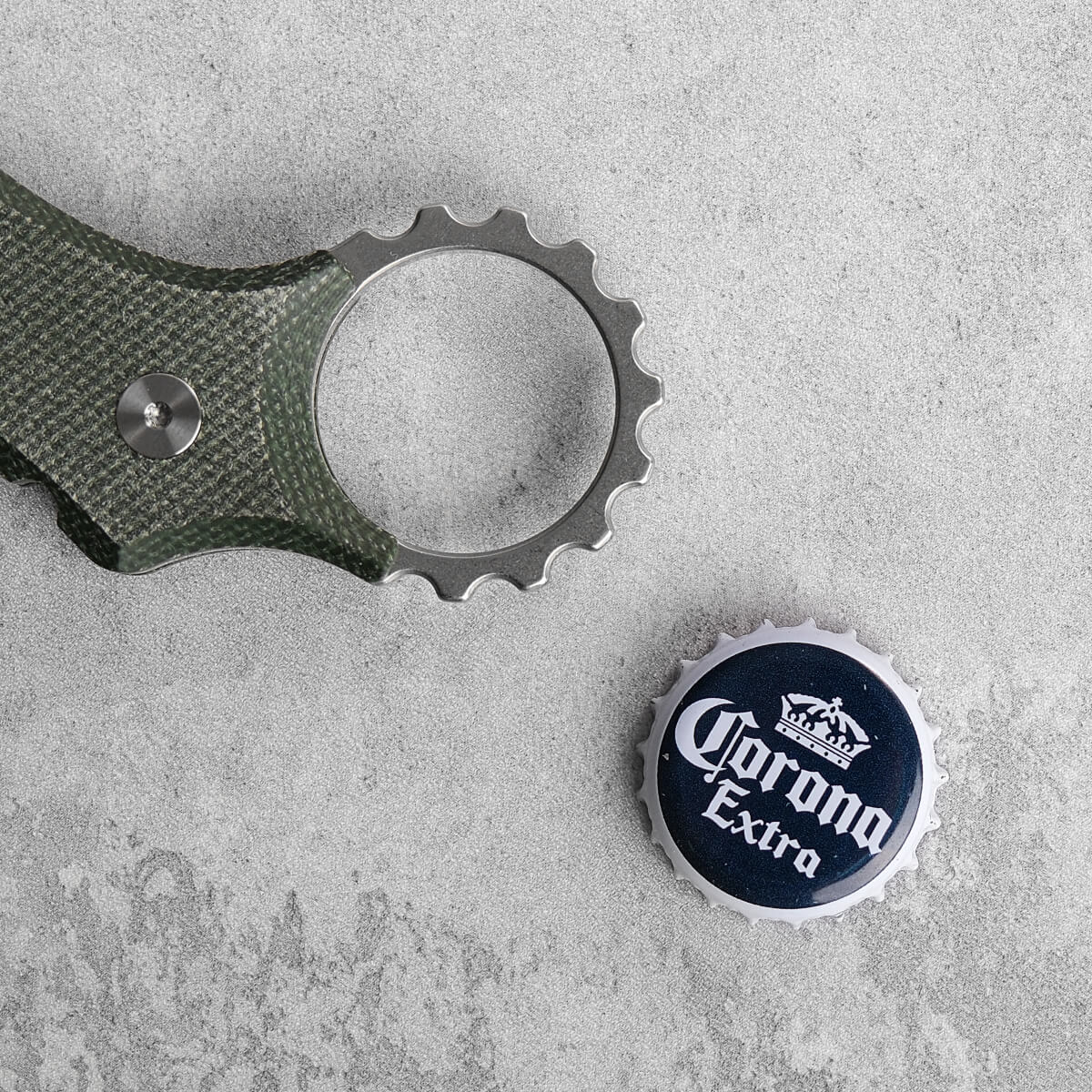 Dirty Girl Karambit Knife with Corona Cap