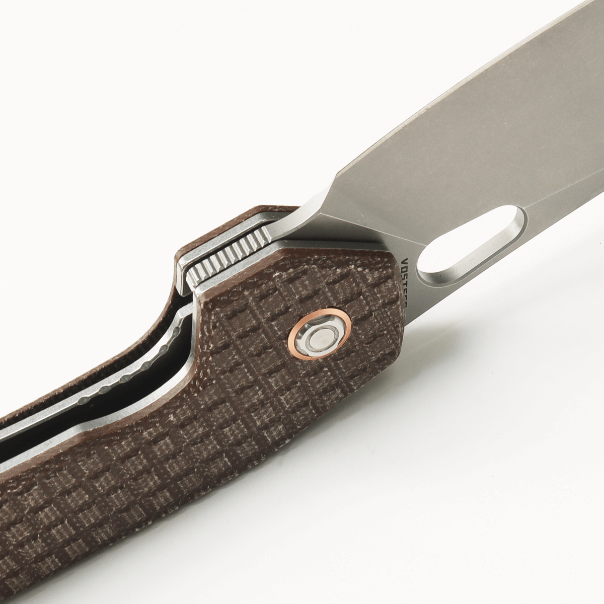 Vosteed Gator knife detail: Micarta handle and blade
