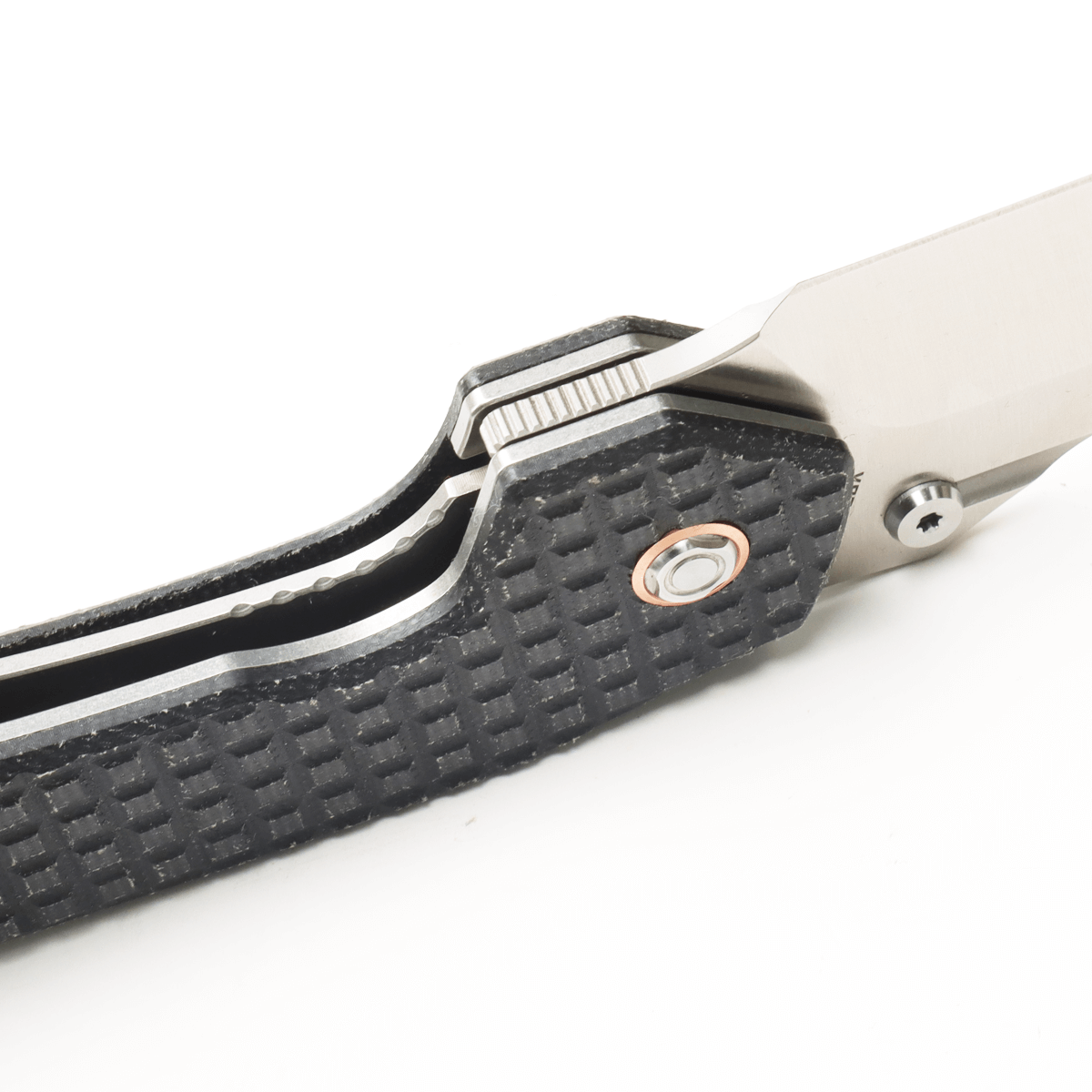 Vosteed Gator Knife - Micarta handle and copper pivot collar detail