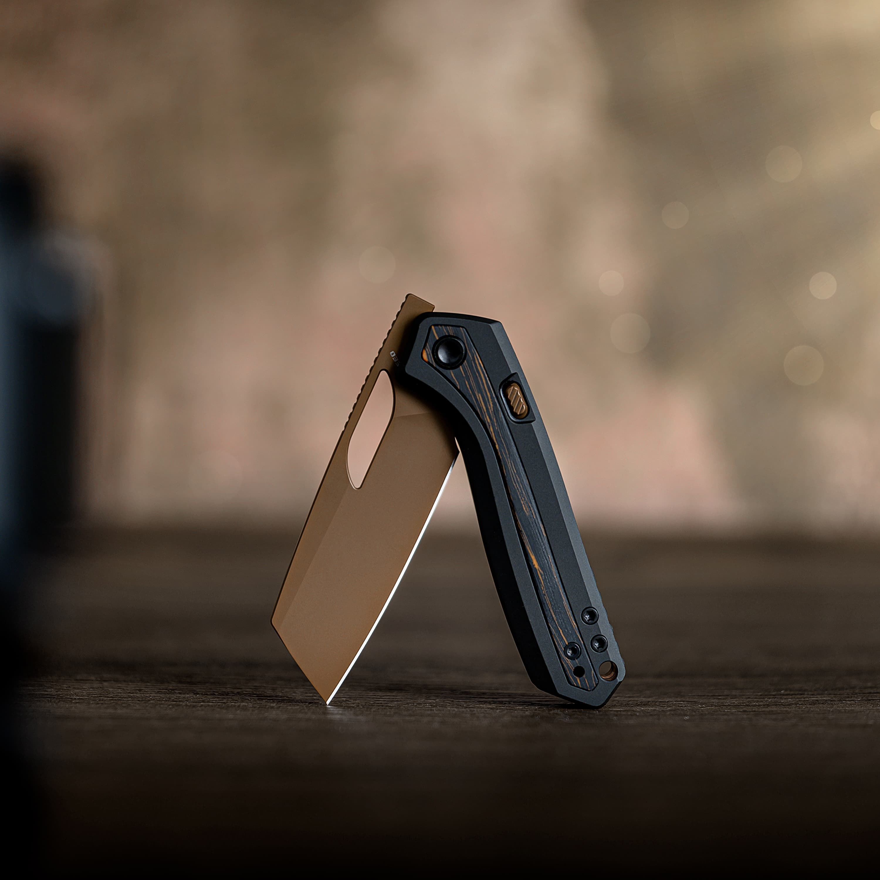 Kroc -Top Liner Lock (2.99" S35VN Blade & Aluminum & Topo G10 Handle) - A1802
