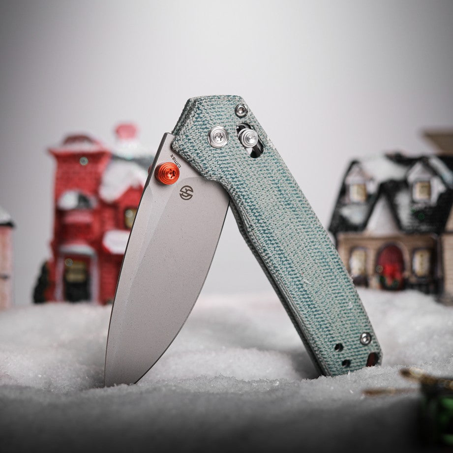 Mini Psyop Christmas edition knife