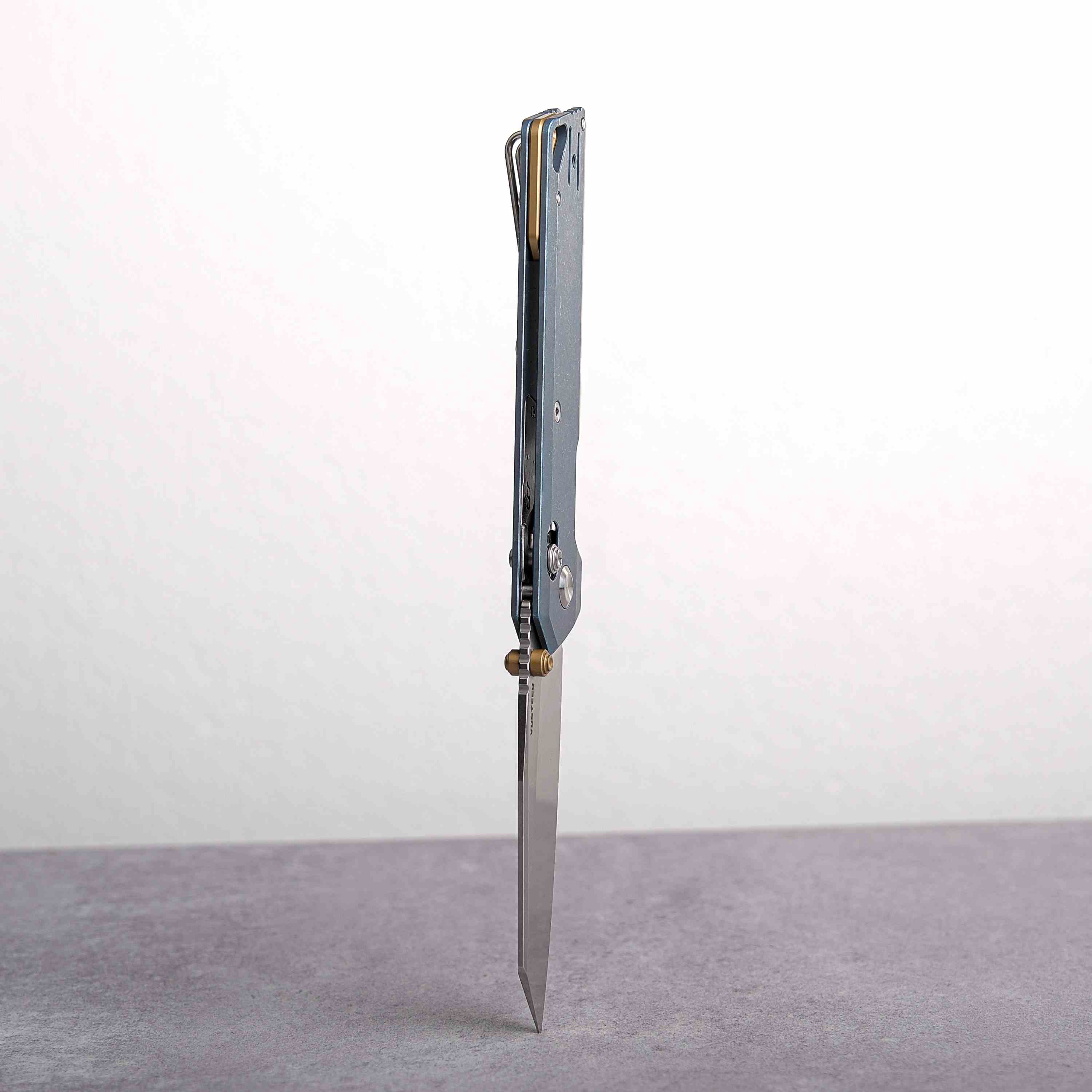 Vosteed Parallel Knife - Side Profile, Blade Detail