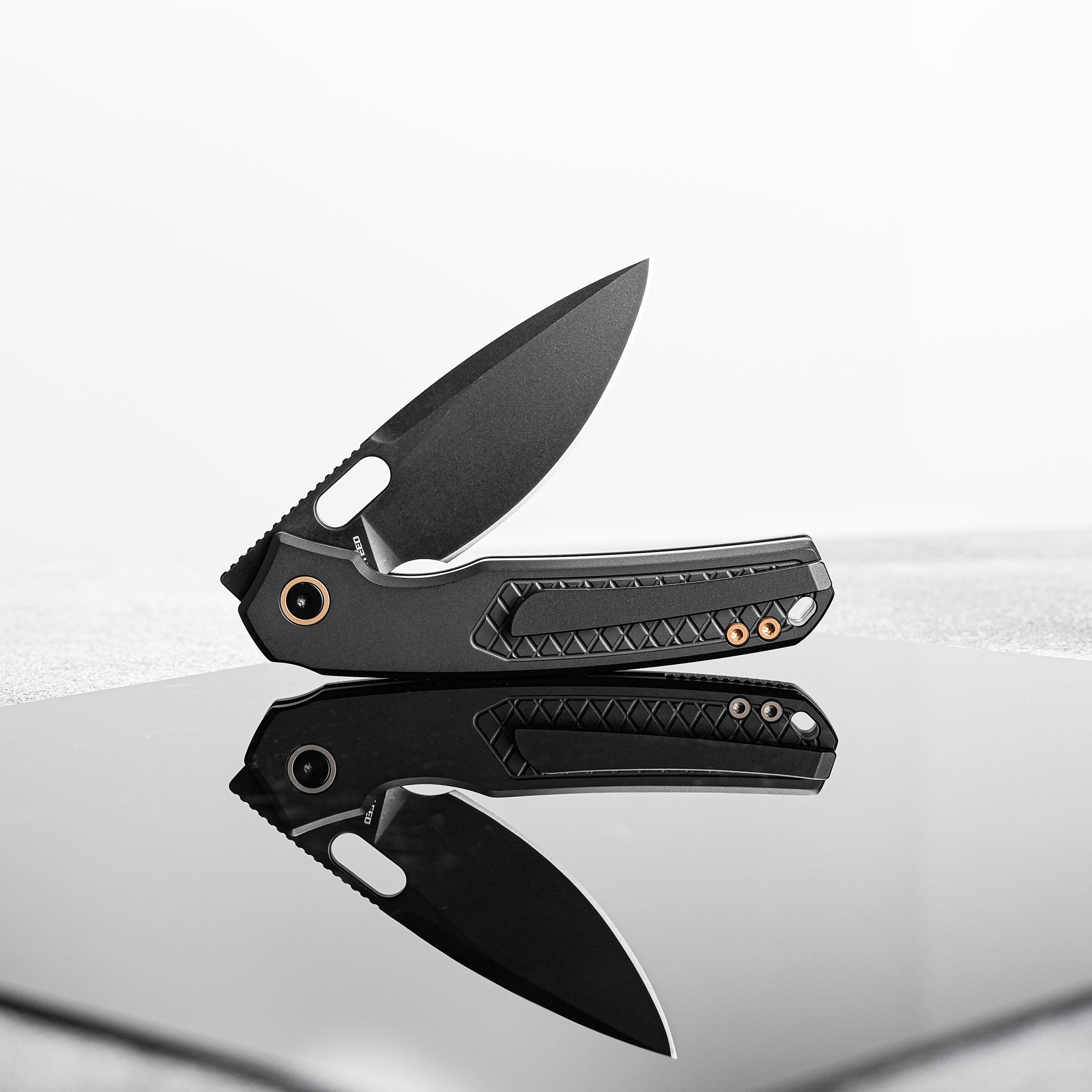 Vosteed Psyop Knife - Black blade partially open