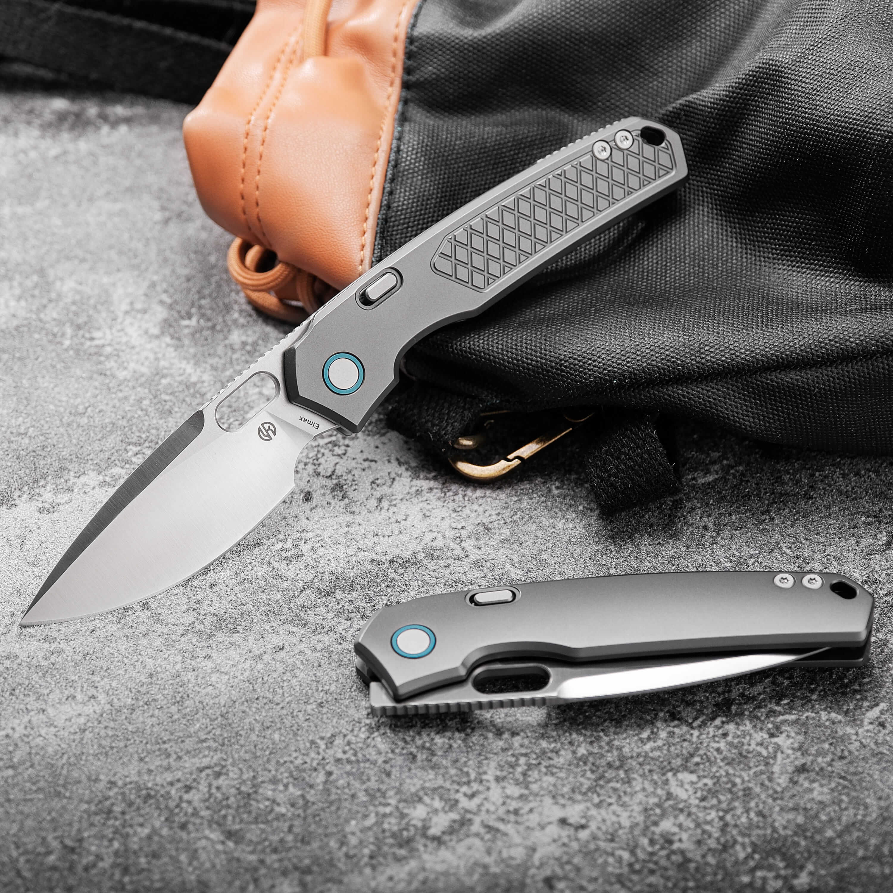 Vosteed Psyop knife, open and closed, Elmax blade and titanium handle