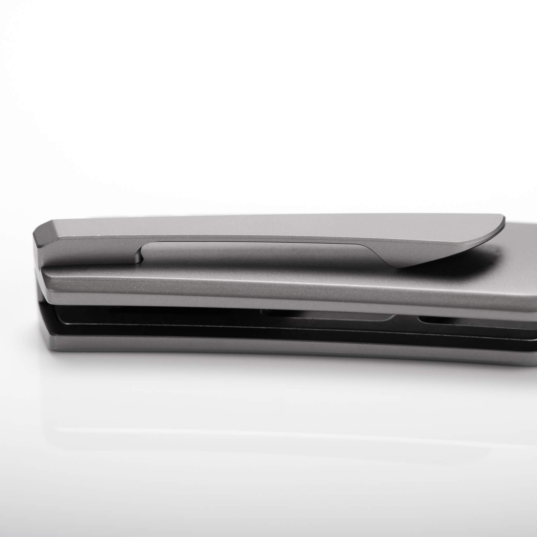 Vosteed Psyop knife pocket clip detail