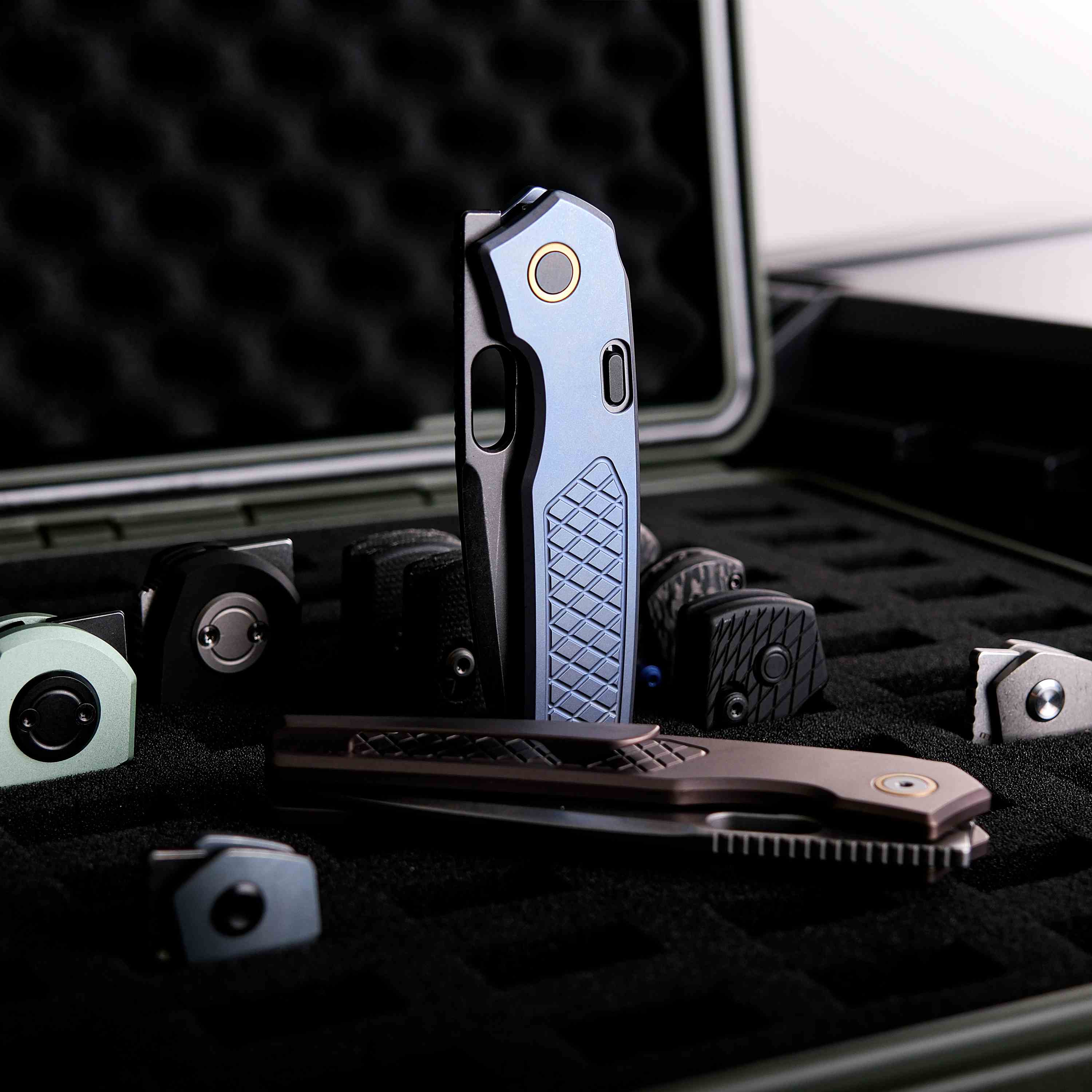 Vosteed Psyop knife collection, blue titanium, Elmax blade
