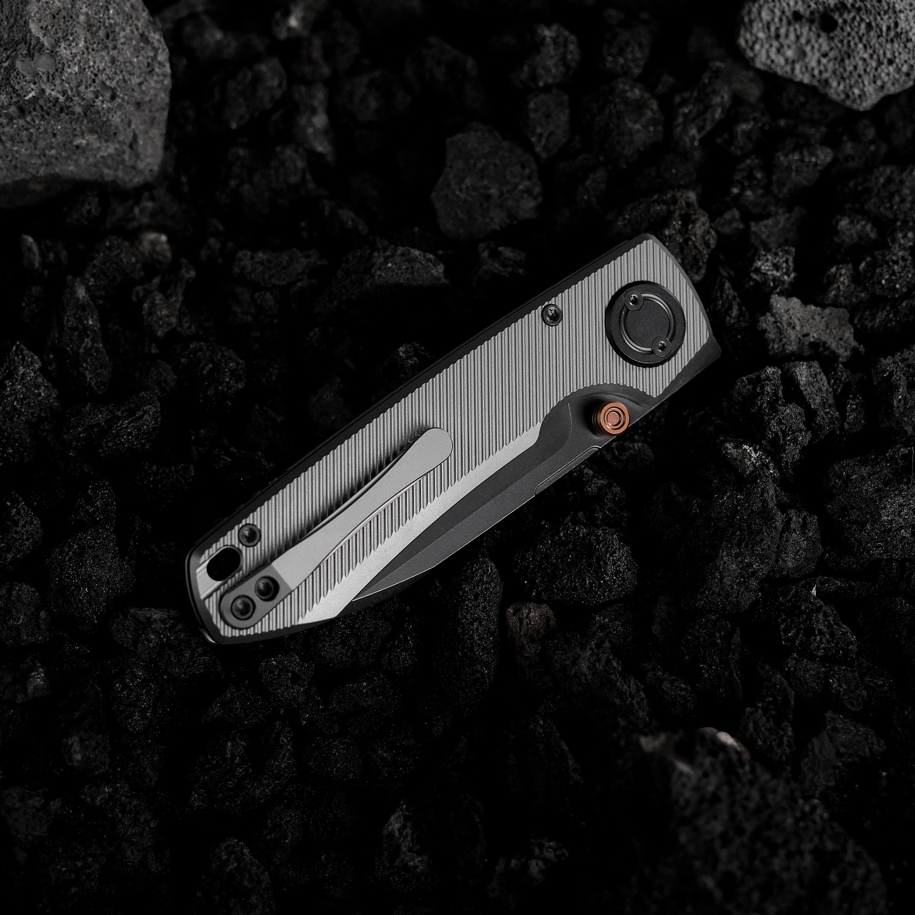 Raccoon® V -Vanchor Lock® (3.22" M390 Blade & Titanium Handle) - A4004