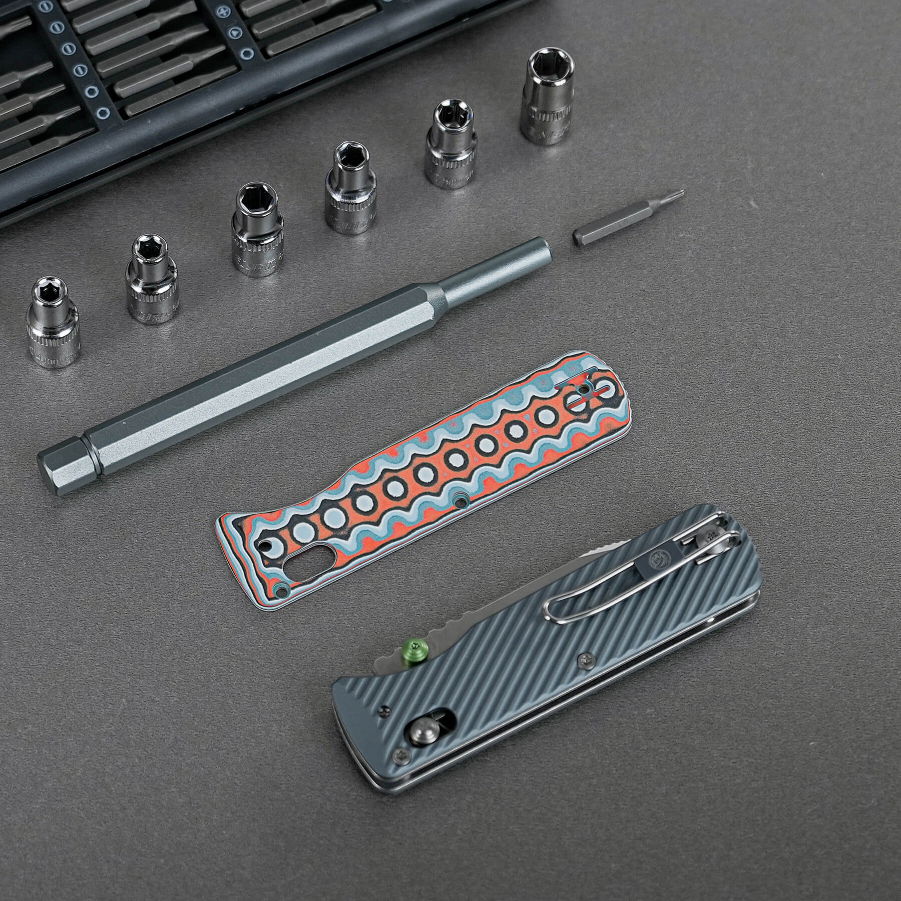 Vombat Handle Scales Kits- W0108