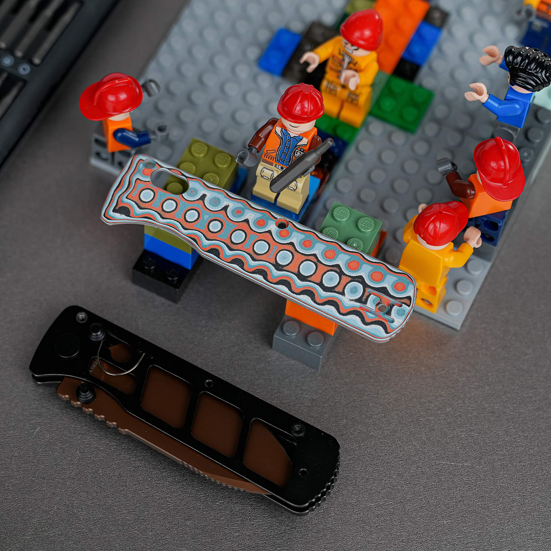 Vombat Handle Scales Kits- W0108