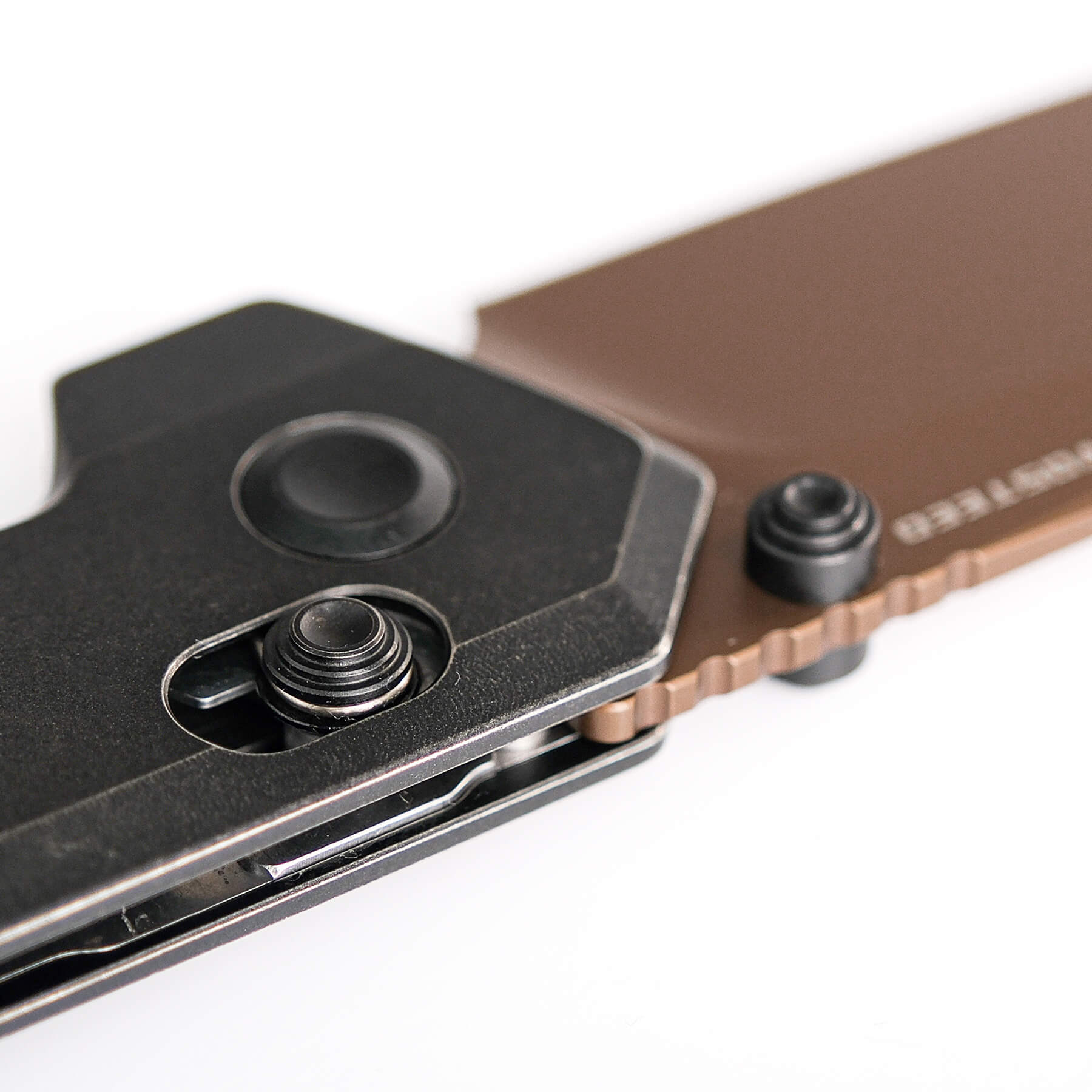 Vosteed Parallel Knife - Black Titanium Handle Detail