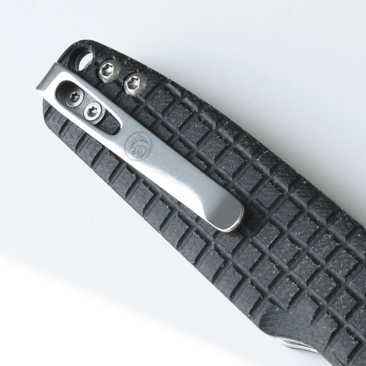 Vosteed Grind knife pocket clip and handle detail