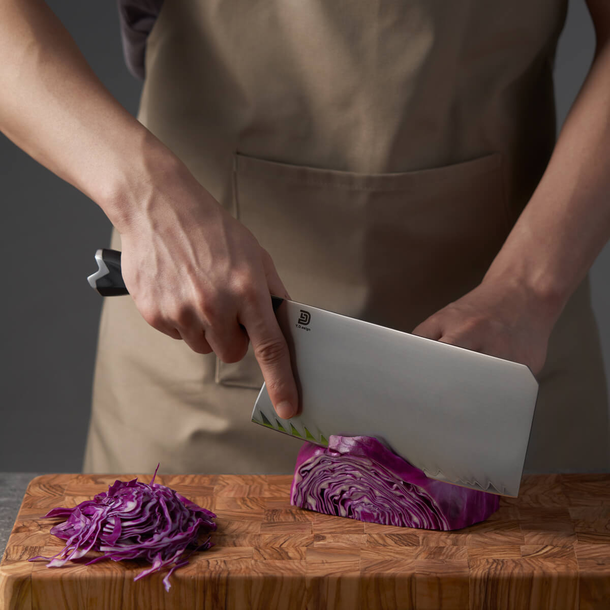 Vosteed Morgan Meat Cleaver knife slicing red cabbage