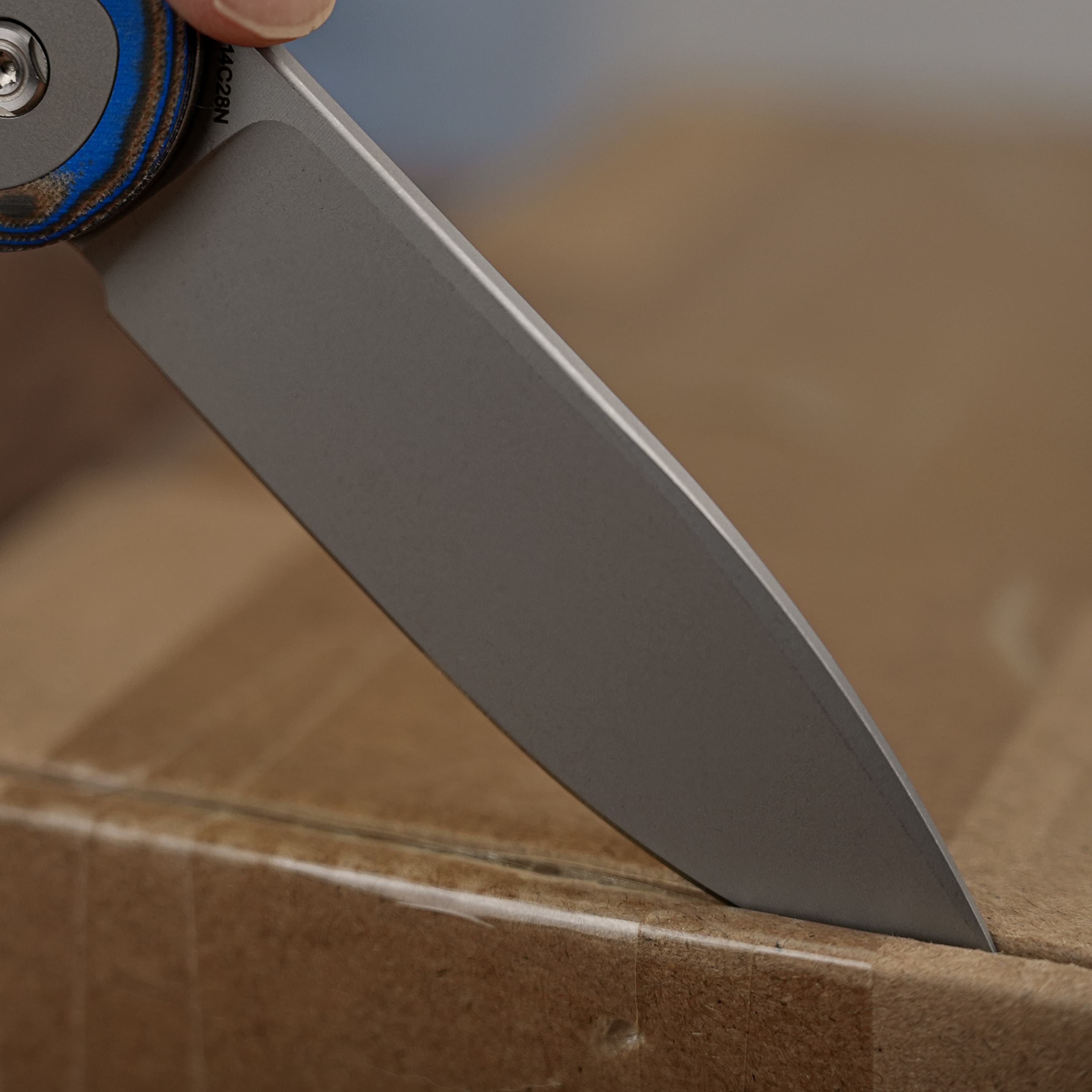 blue mindcort コルトx11 Brown Micarta Corgi Knife | Classic EDC Feel, Button Lock