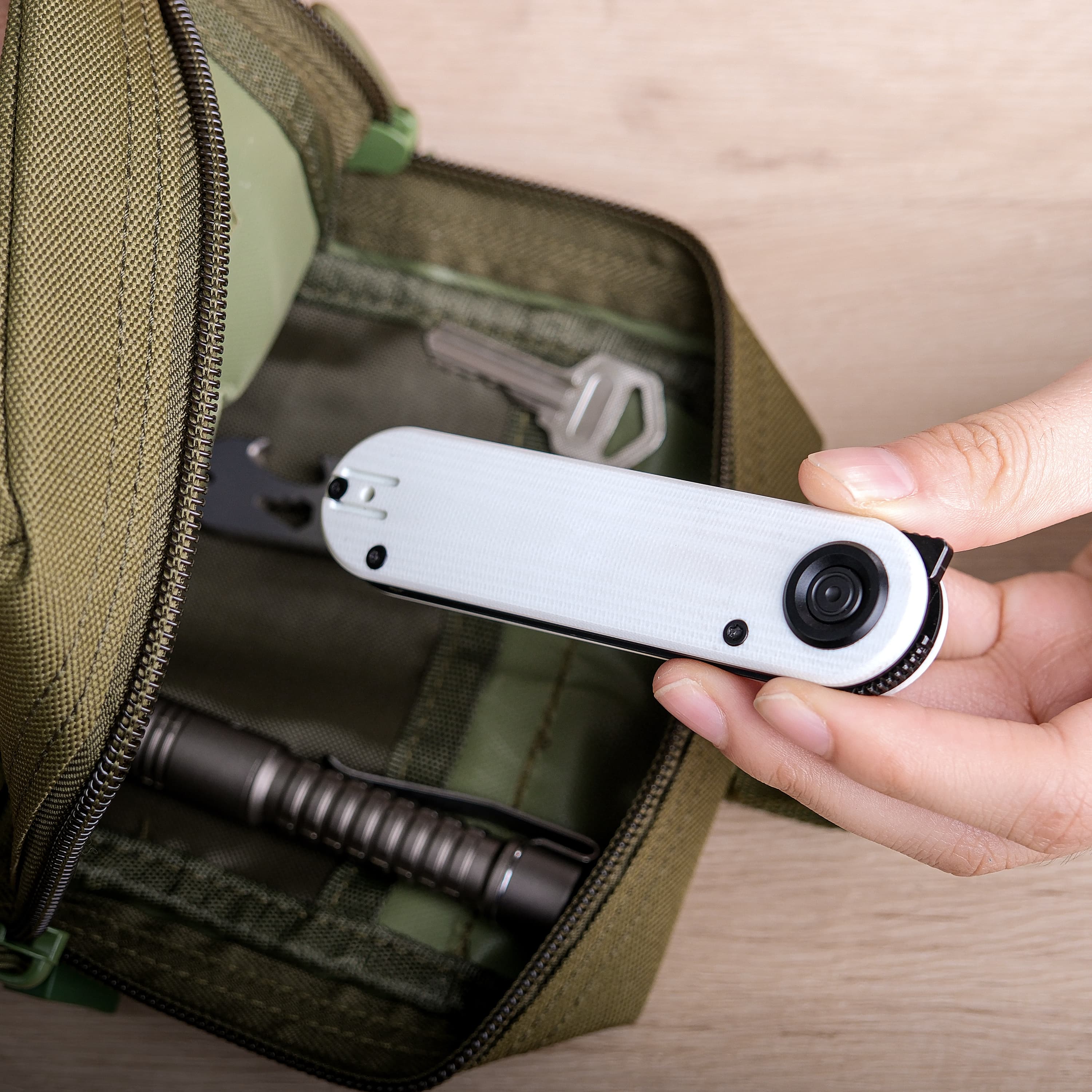 Corgi® V 295 - Vanchor lock® (2.95" N690 Blade & G10 Handle) - A3712