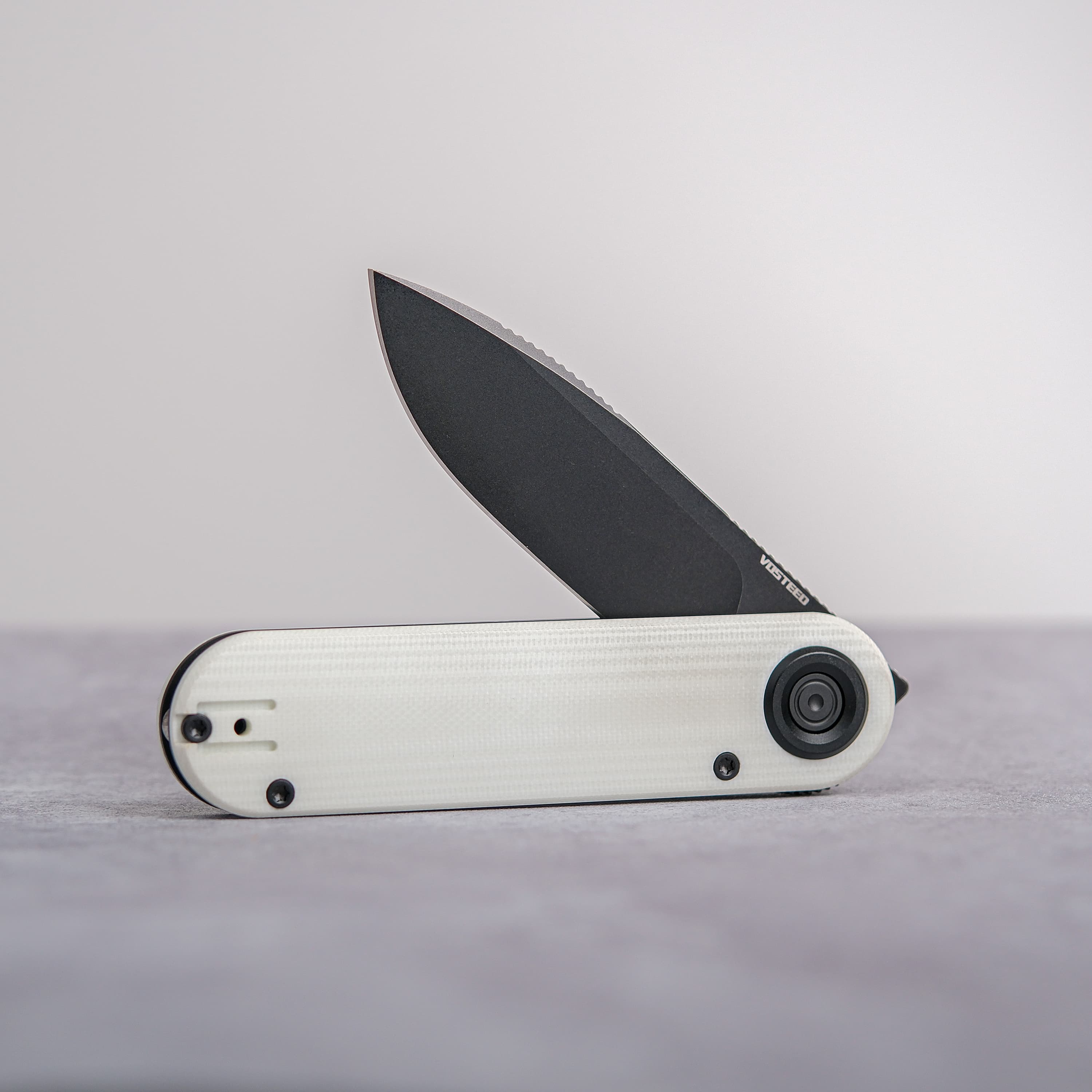 Corgi® V 295 - Vanchor lock® (2.95" N690 Blade & G10 Handle) - A3712