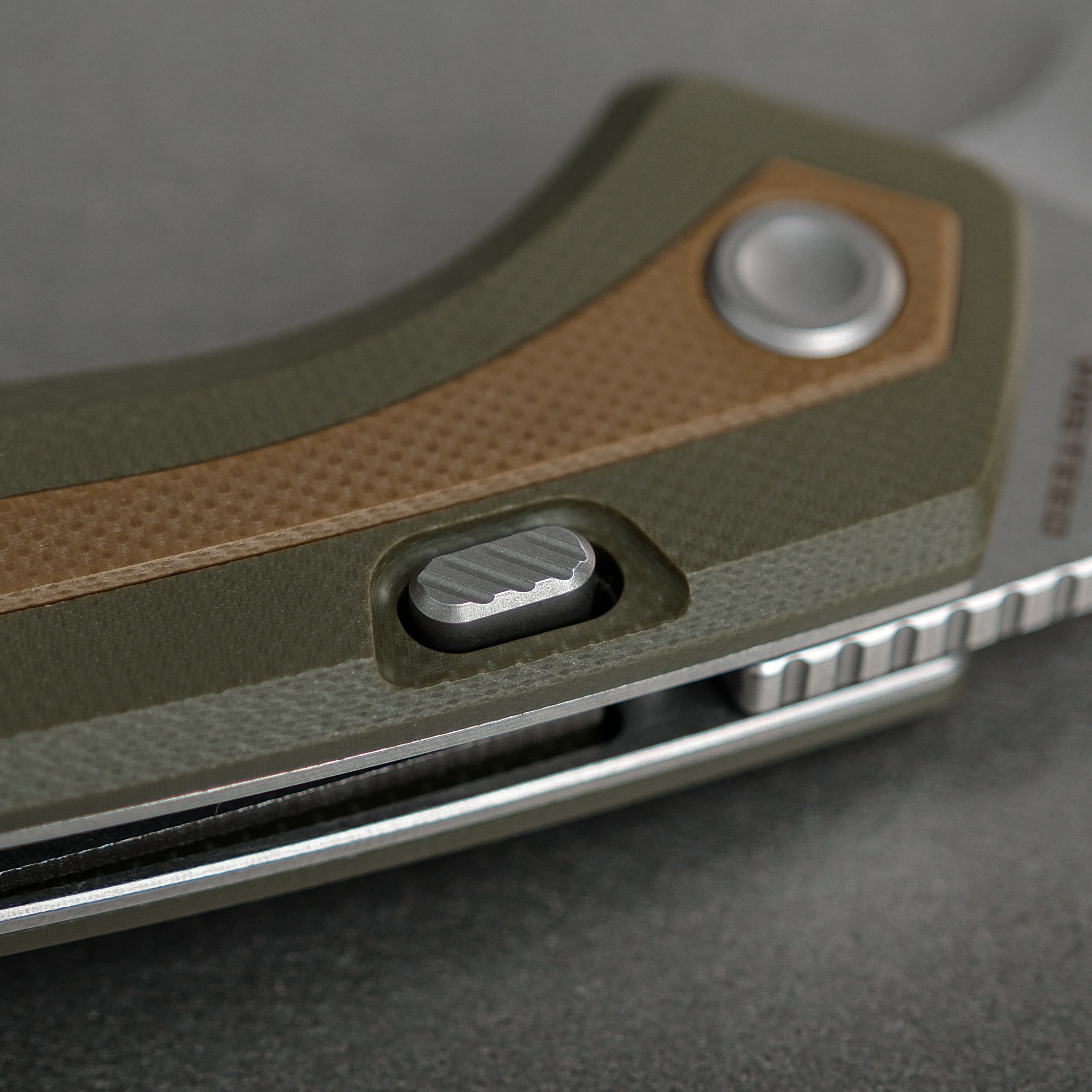 Kroc -Top Liner Lock (2.99" 14C28N Blade & G10 Handle) - A1805