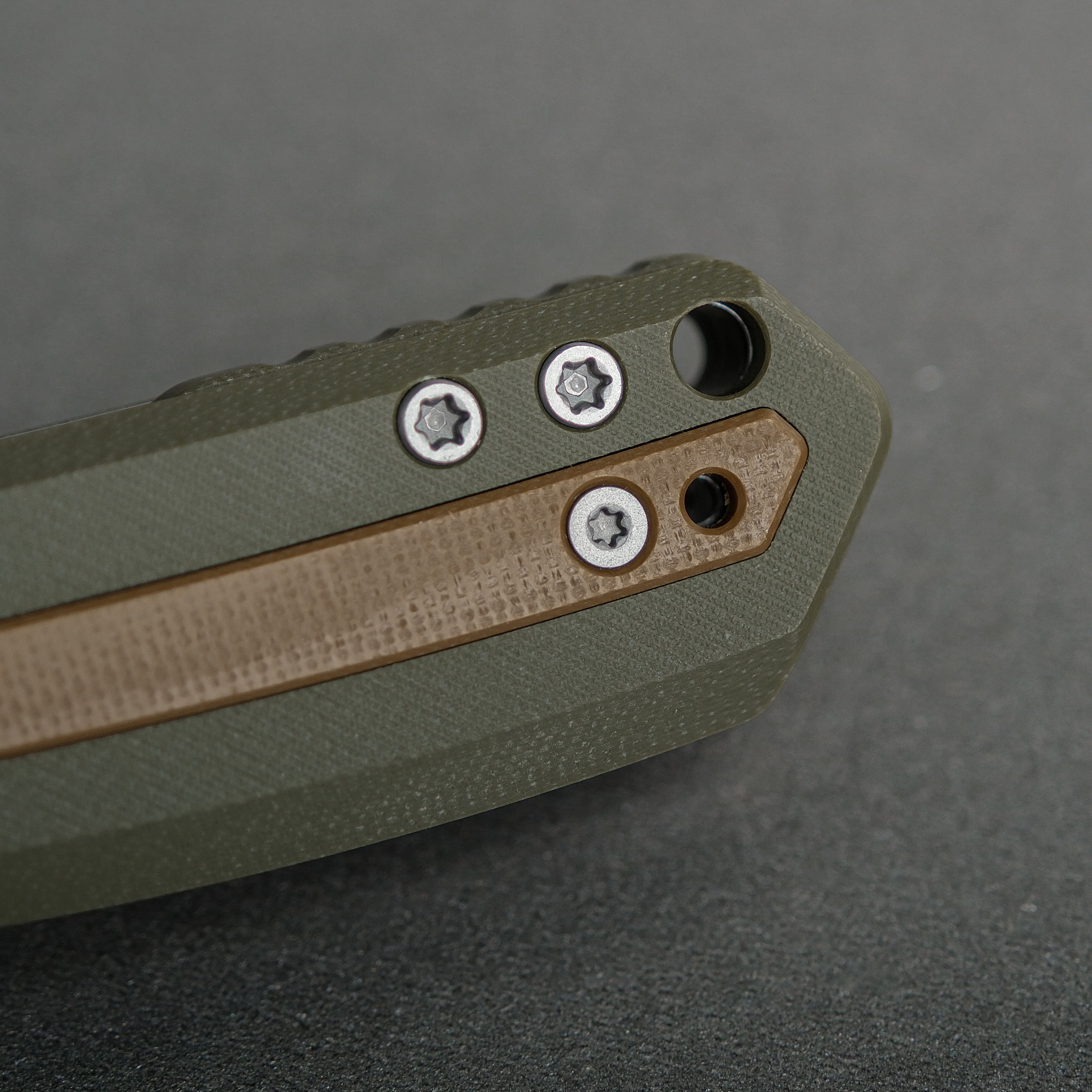 Kroc -Top Liner Lock (2.99" 14C28N Blade & G10 Handle) - A1805