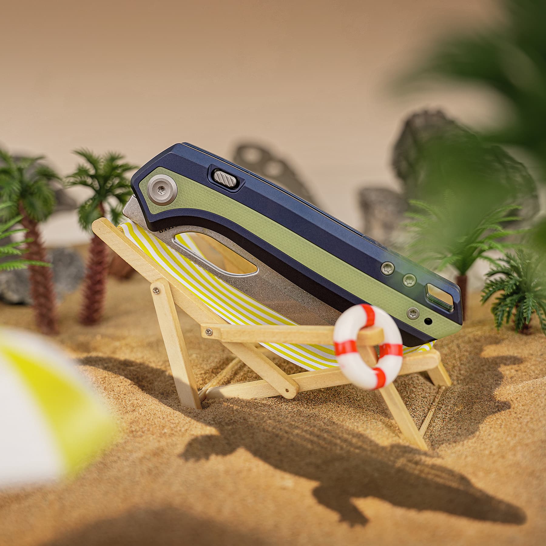 Kroc 329 -Top Liner Lock (3.29" S35VN Blade & Aluminum & Glow-in-the-Dark G10 Handle) - A1814