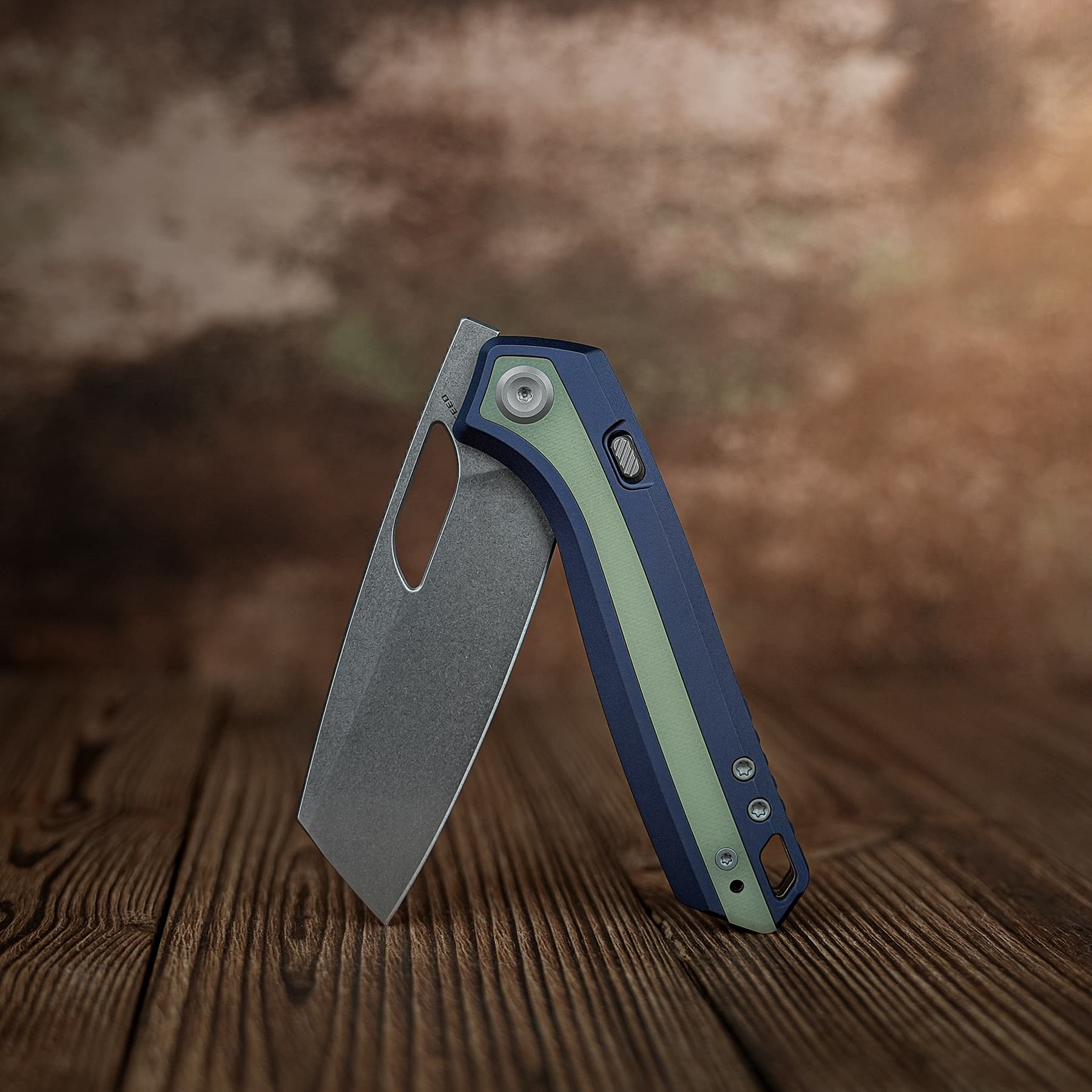 Kroc 329 -Top Liner Lock (3.29" S35VN Blade & Aluminum & Glow-in-the-Dark G10 Handle) - A1814
