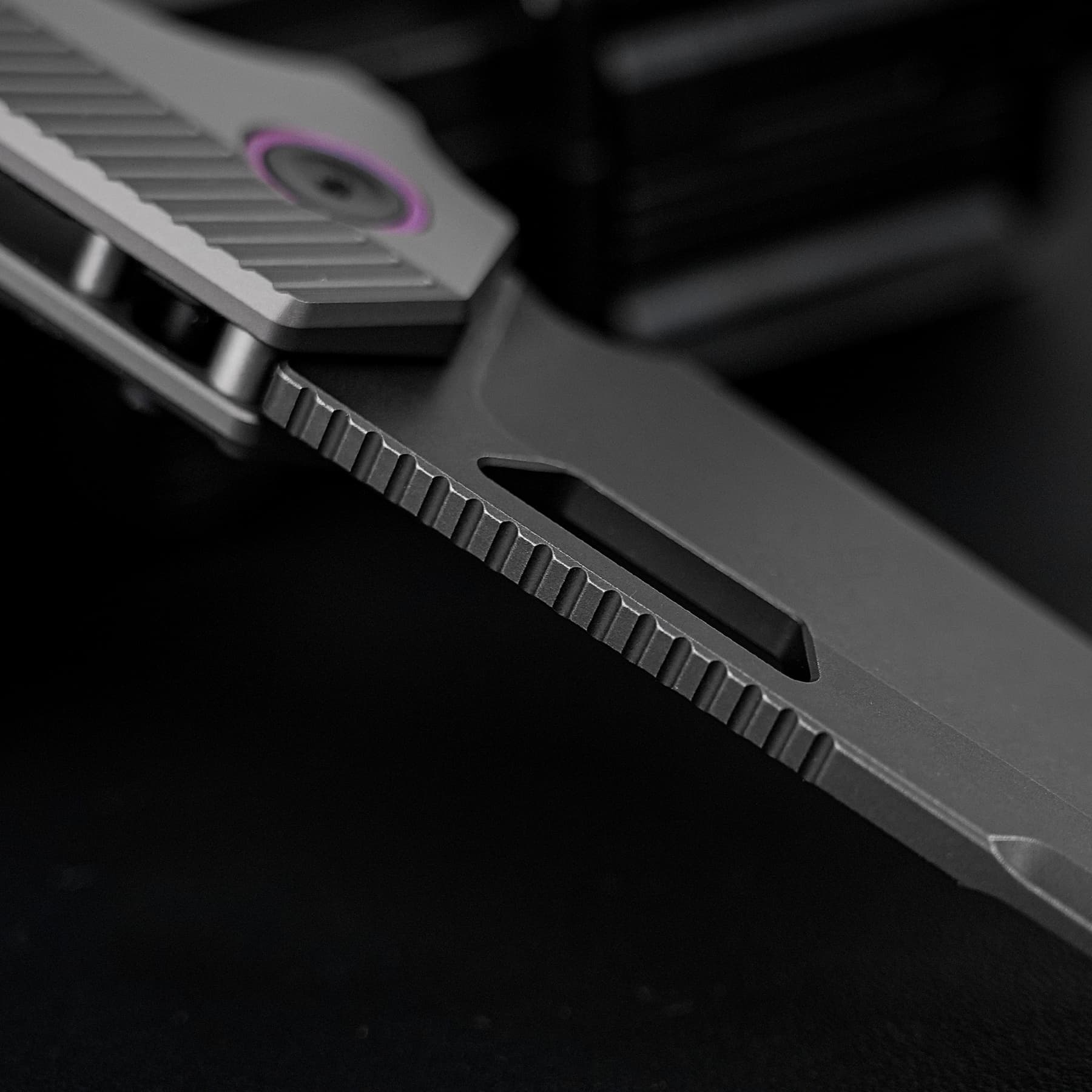 Nip-L - Top Liner Lock (3.15" Elmax Blade & Titanium Handle) For Left-Handed Users - A4206