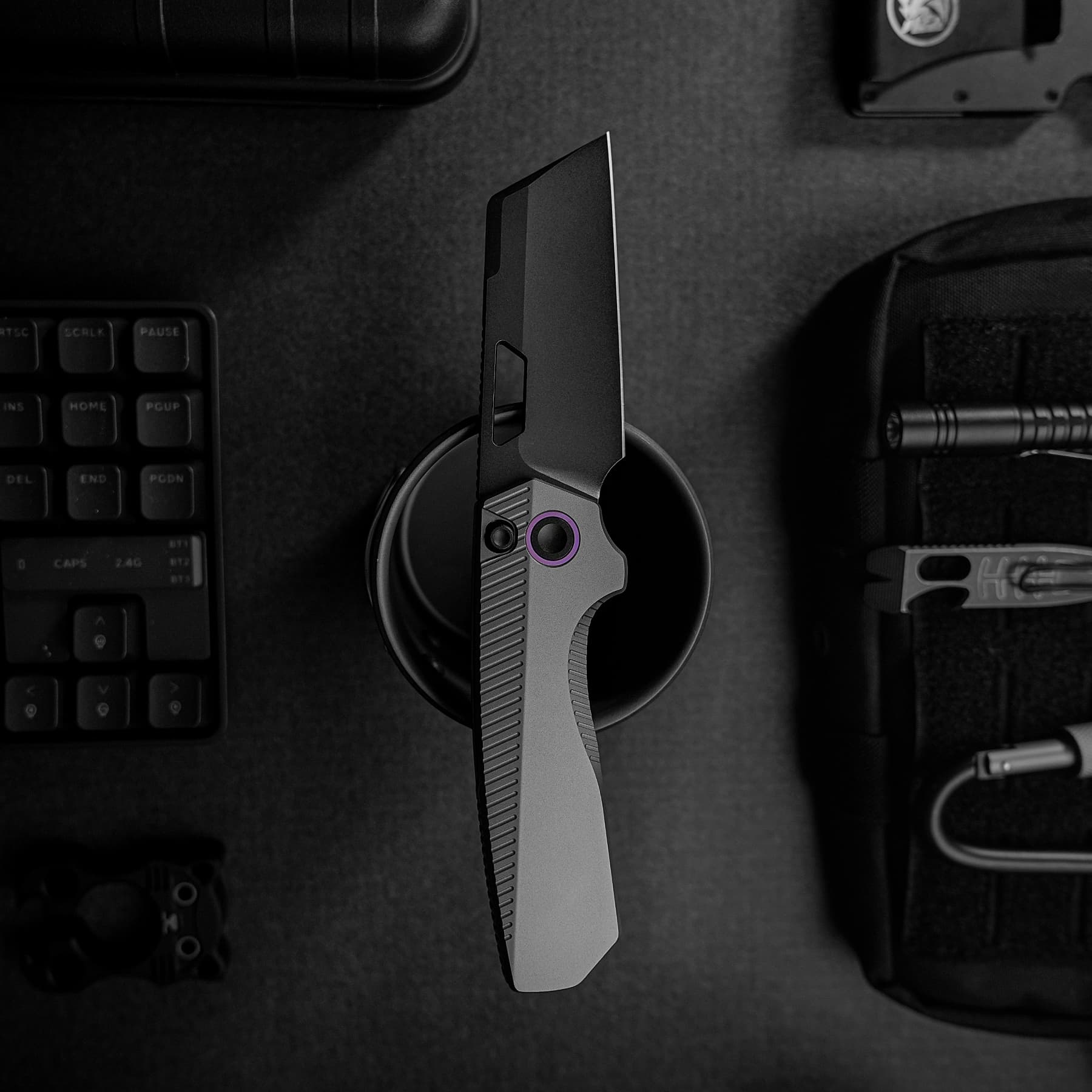 Nip-L - Top Liner Lock (3.15" Elmax Blade & Titanium Handle) For Left-Handed Users - A4206