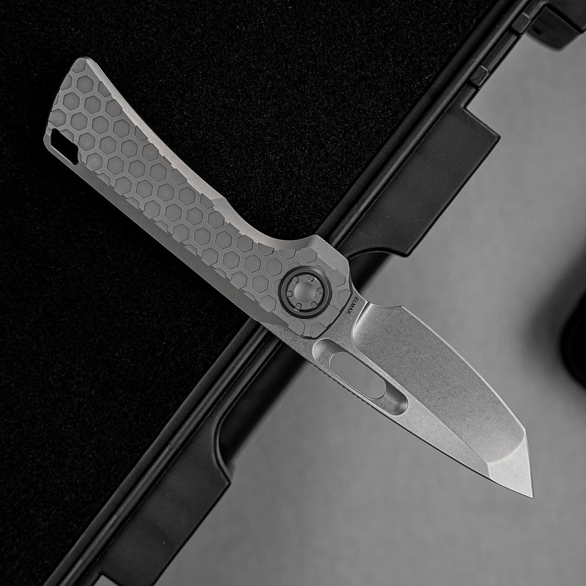 Coming Soon - Nymble - Vanchor Lock® (3.25" Elmax Blade & Titanium Handle) - A4702