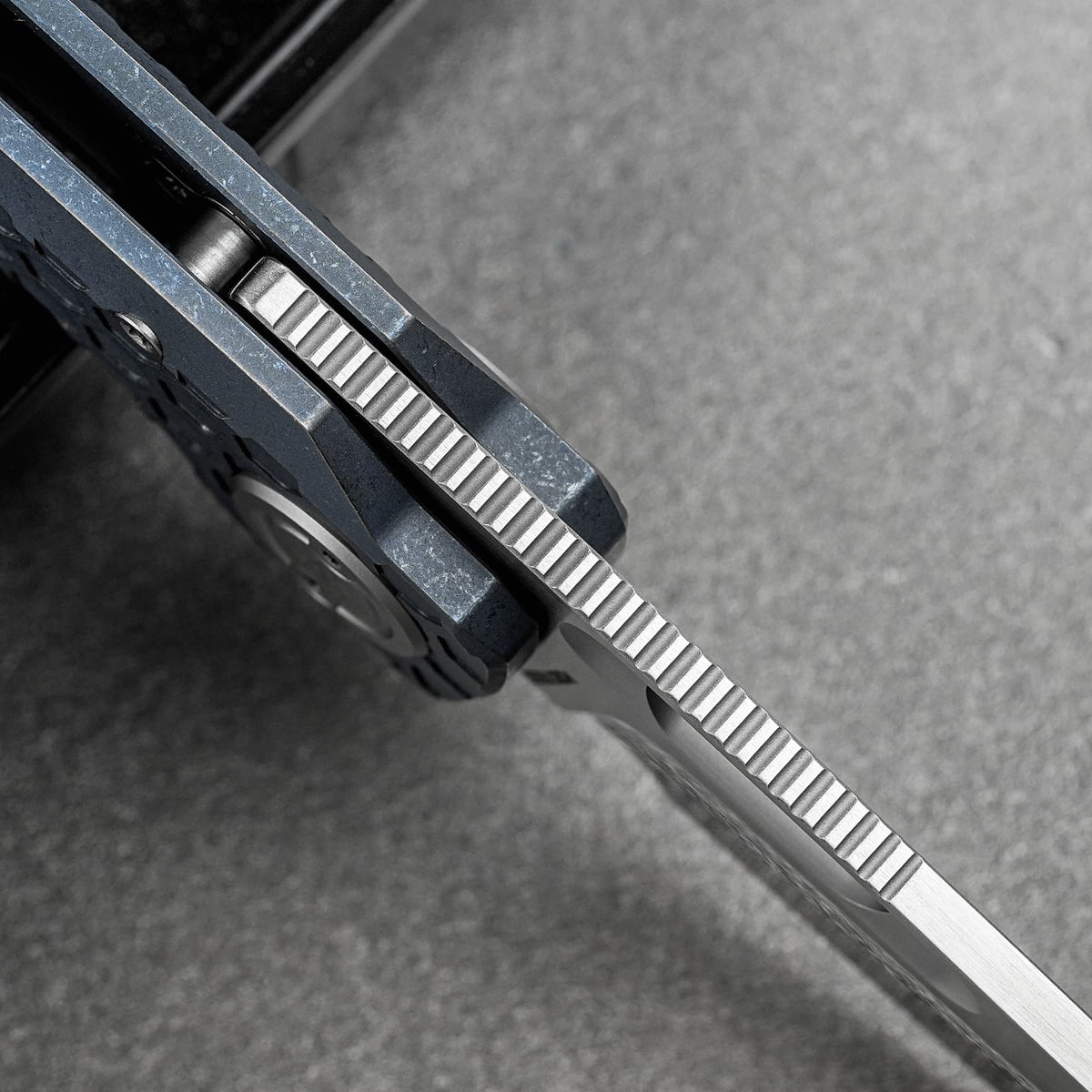 Coming Soon - Nymble - Vanchor Lock® (3.25" Elmax Blade & Titanium Handle) - A4703