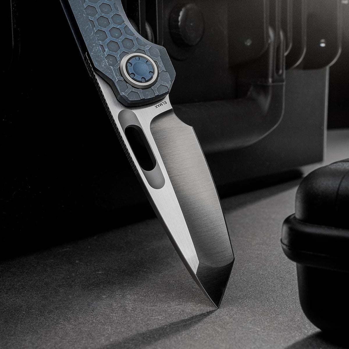 Coming Soon - Nymble - Vanchor Lock® (3.25" Elmax Blade & Titanium Handle) - A4703