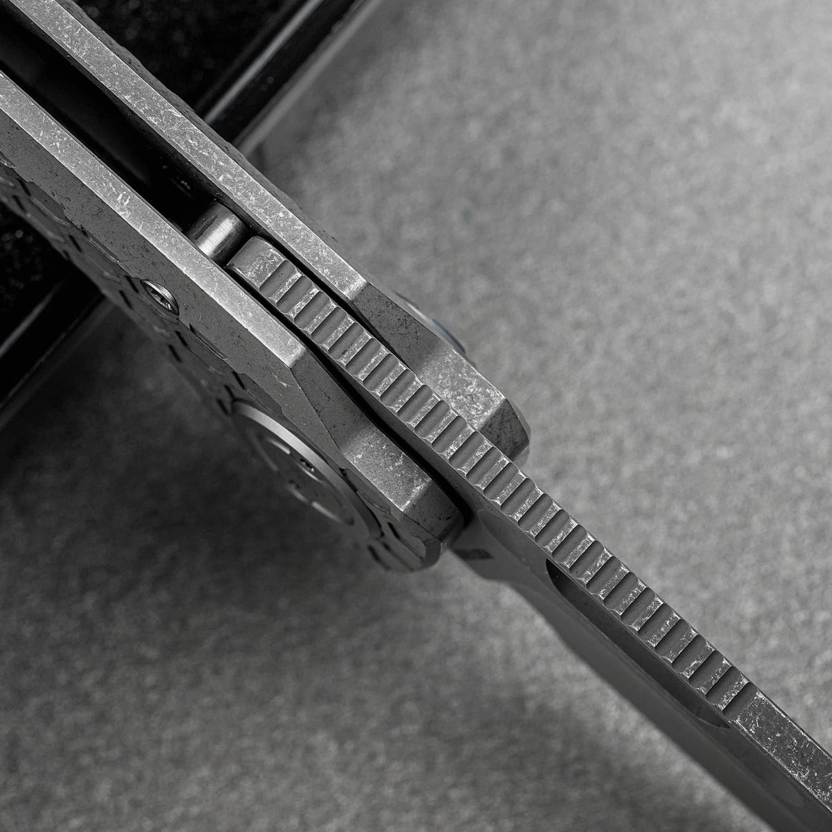 Coming Soon - Nymble - Vanchor Lock® (3.25" Elmax Blade & Titanium Handle) - A4704
