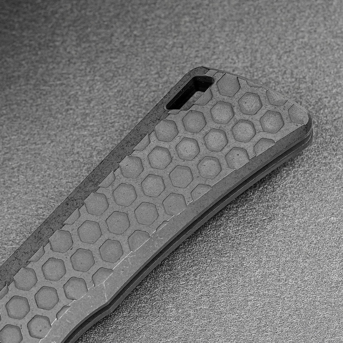 Coming Soon - Nymble - Vanchor Lock® (3.25" Elmax Blade & Titanium Handle) - A4704