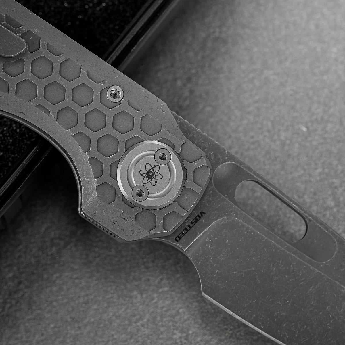 Coming Soon - Nymble - Vanchor Lock® (3.25" Elmax Blade & Titanium Handle) - A4704