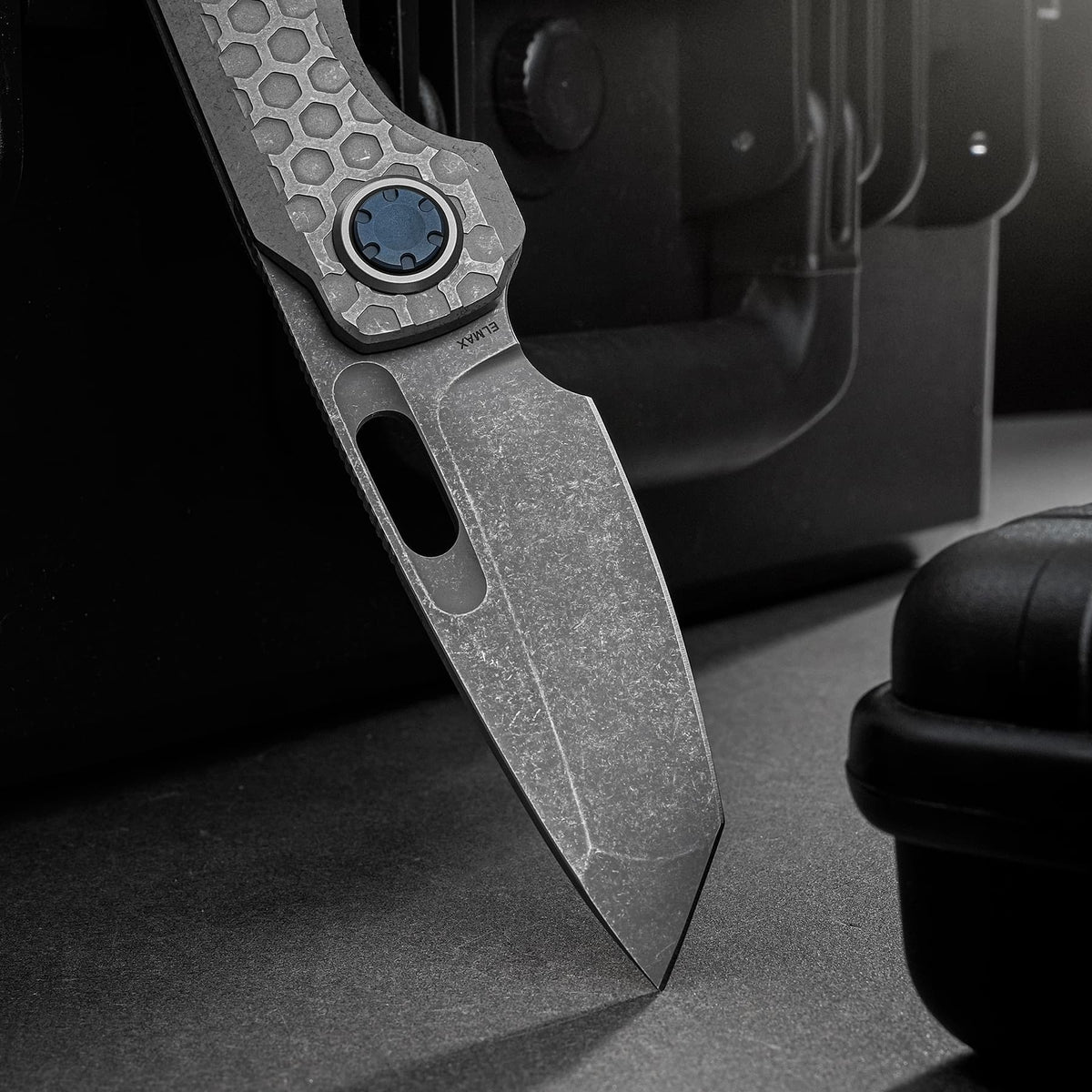 Coming Soon - Nymble - Vanchor Lock® (3.25" Elmax Blade & Titanium Handle) - A4704