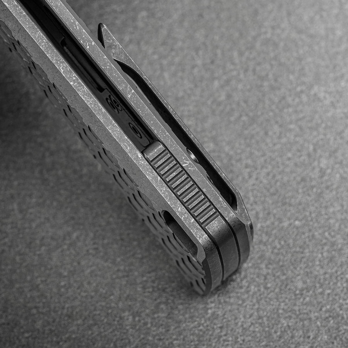 Coming Soon - Nymble - Vanchor Lock® (3.25" Elmax Blade & Titanium Handle) - A4704