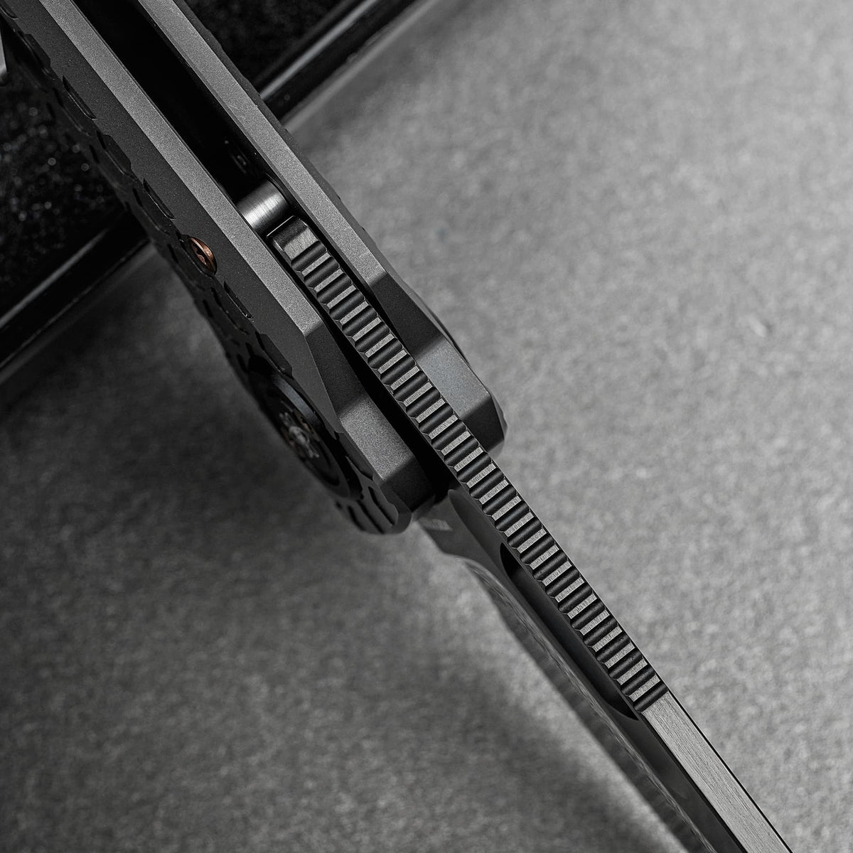 Coming Soon - Nymble - Vanchor Lock® (3.25" Elmax Blade & Titanium Handle) - A4705