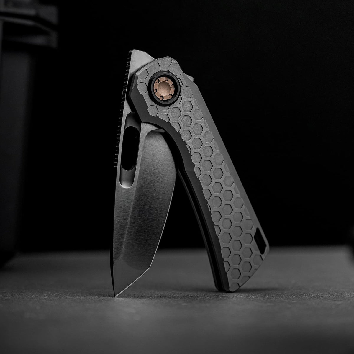 Coming Soon - Nymble - Vanchor Lock® (3.25" Elmax Blade & Titanium Handle) - A4705