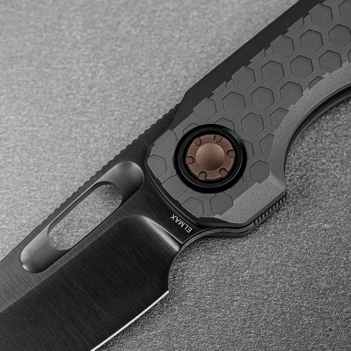 Coming Soon - Nymble - Vanchor Lock® (3.25" Elmax Blade & Titanium Handle) - A4705