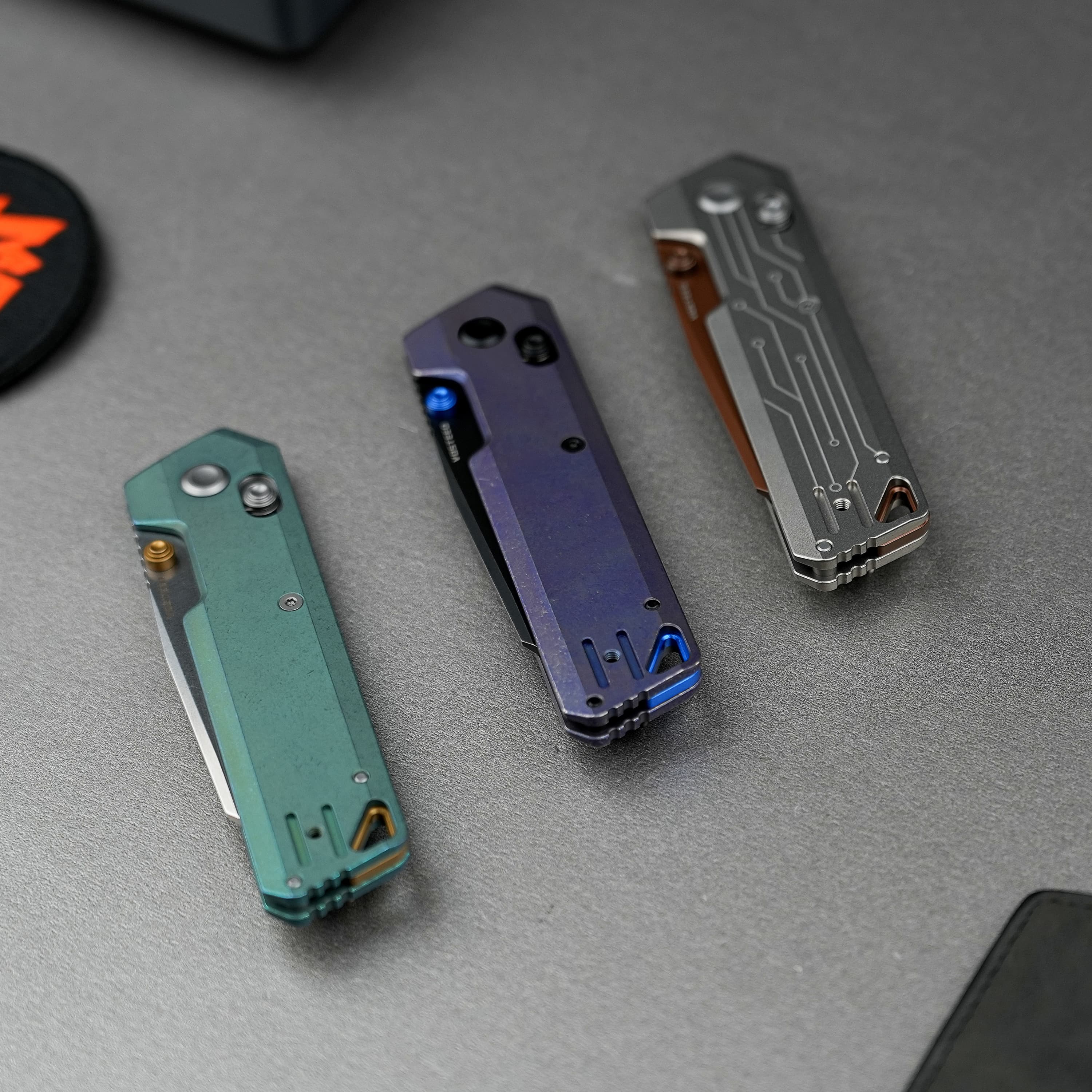 Parallel- Crossbar Lock (2.90" 154CM Blade & Titanium Handle) - A3519