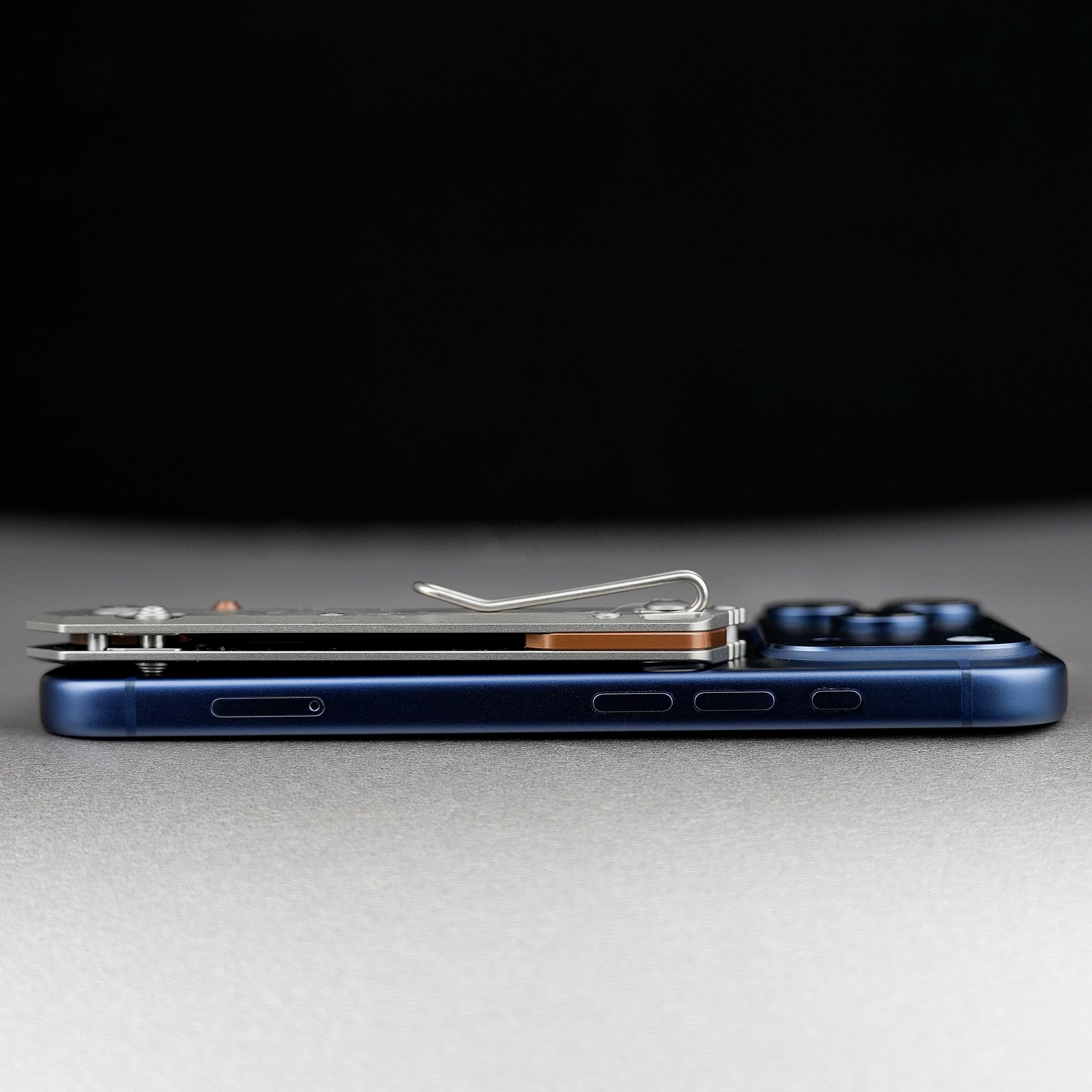 Parallel- Crossbar Lock (2.90" 154CM Blade & Titanium Handle) - A3520