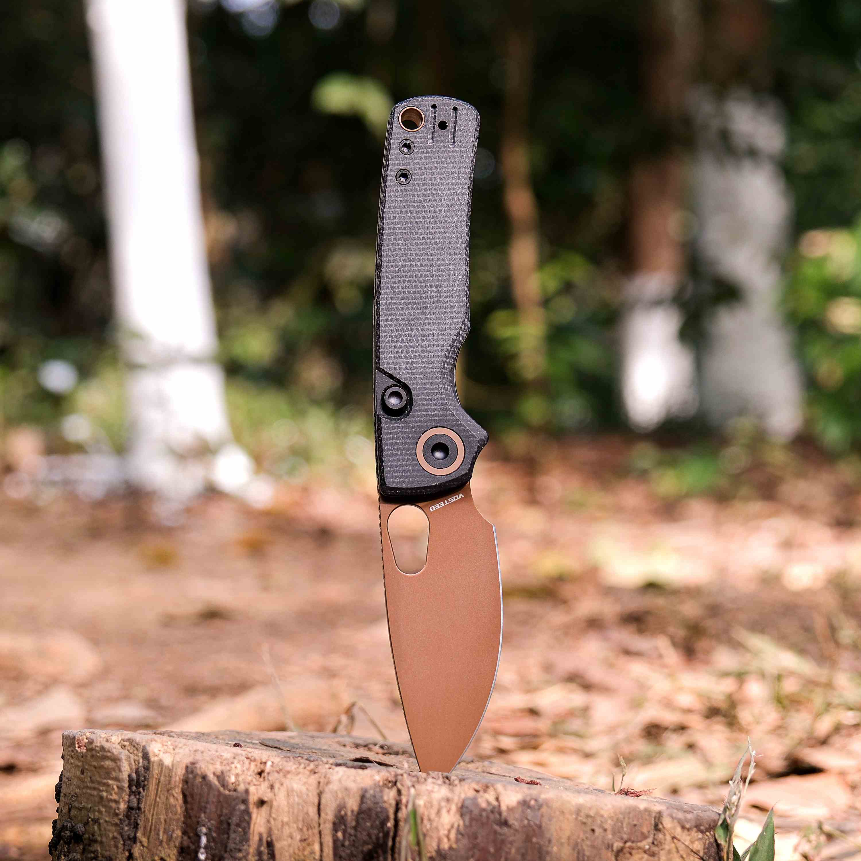 Vosteed Porcupine knife with copper dune blade