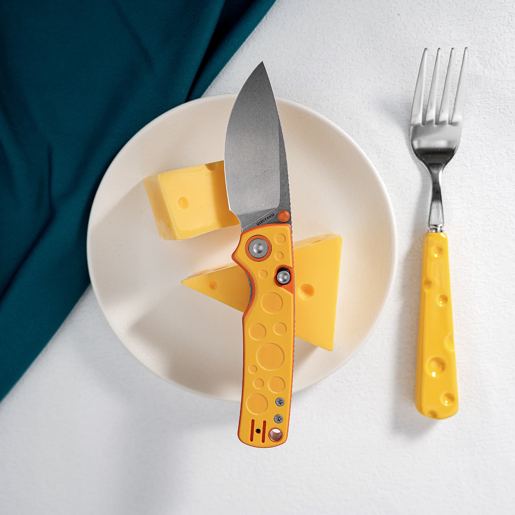 CheesePirates® -Top Liner Lock   (2.99" 14C28N Blade &  G10 Handle) - A2625