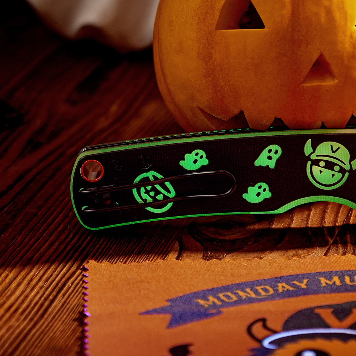 Coming Soon - Porcupine - Top Liner Lock (2.99" 14C28N Blade & G10 & Glow-in-the-Dark G10 Handle) - A2630
