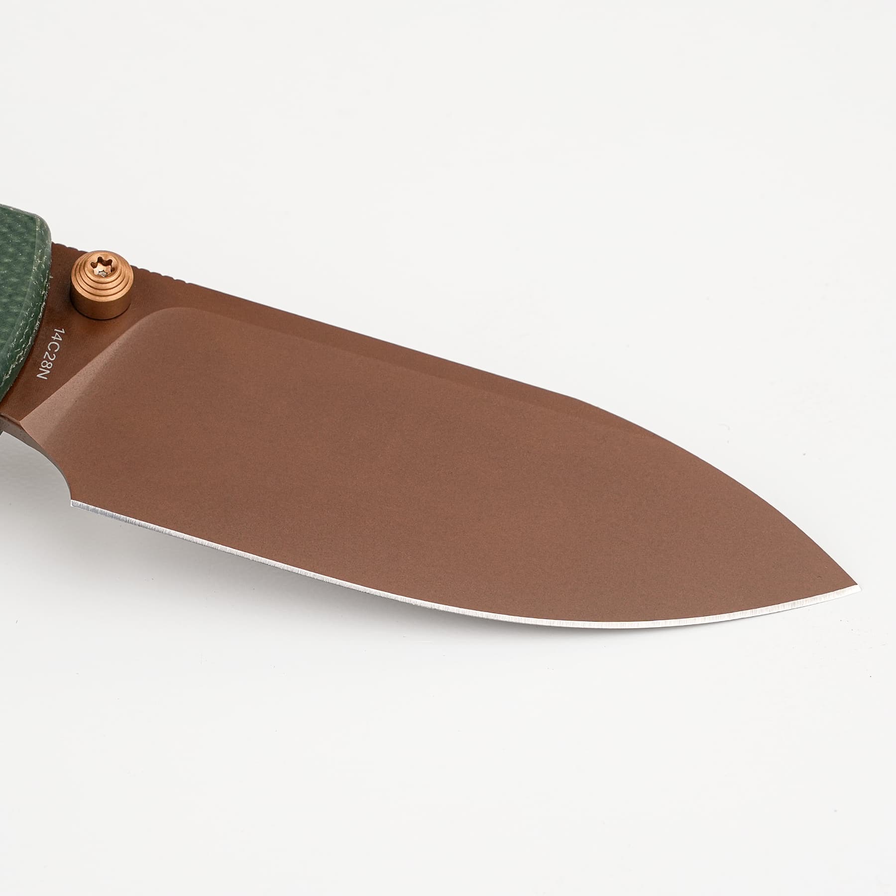Raccoon Crossbar Lock | 14C28N Micarta Pocket Knife Grip
