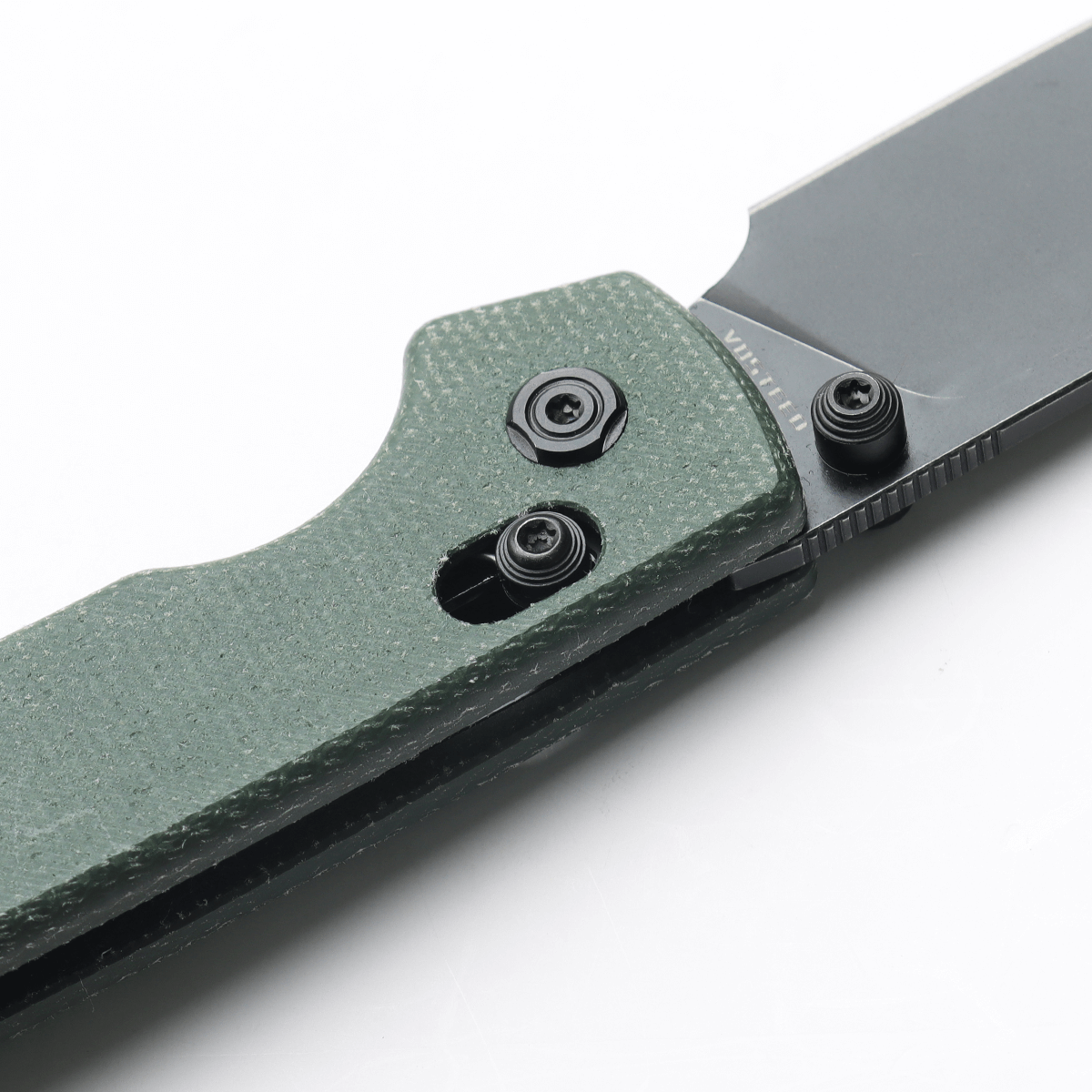 Vosteed Raccoon knife blade and handle detail