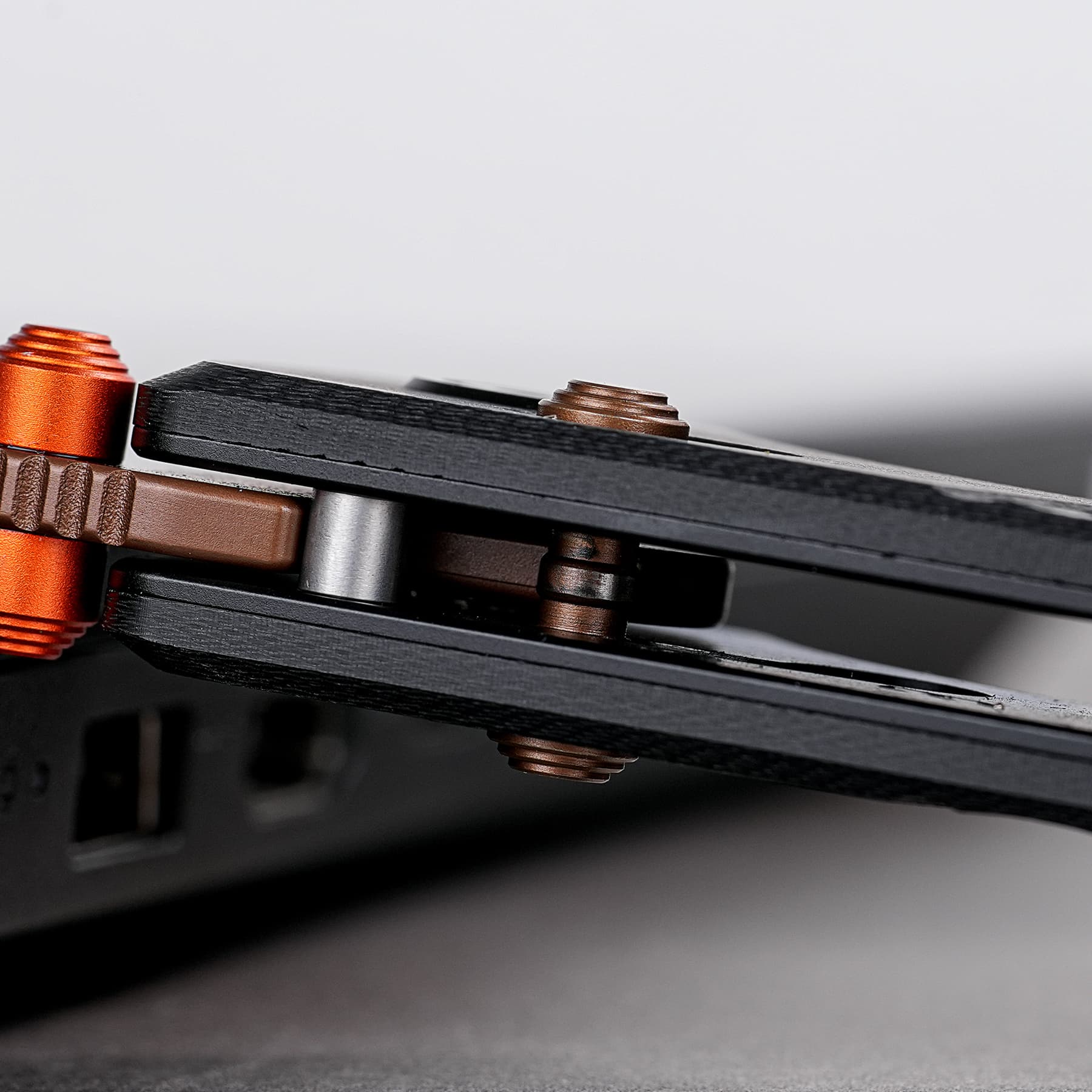 Coming Soon - Raccoon 2.0 - Crossbar Lock (3.17" Nitro-V Blade & G10 Handle) - A4901